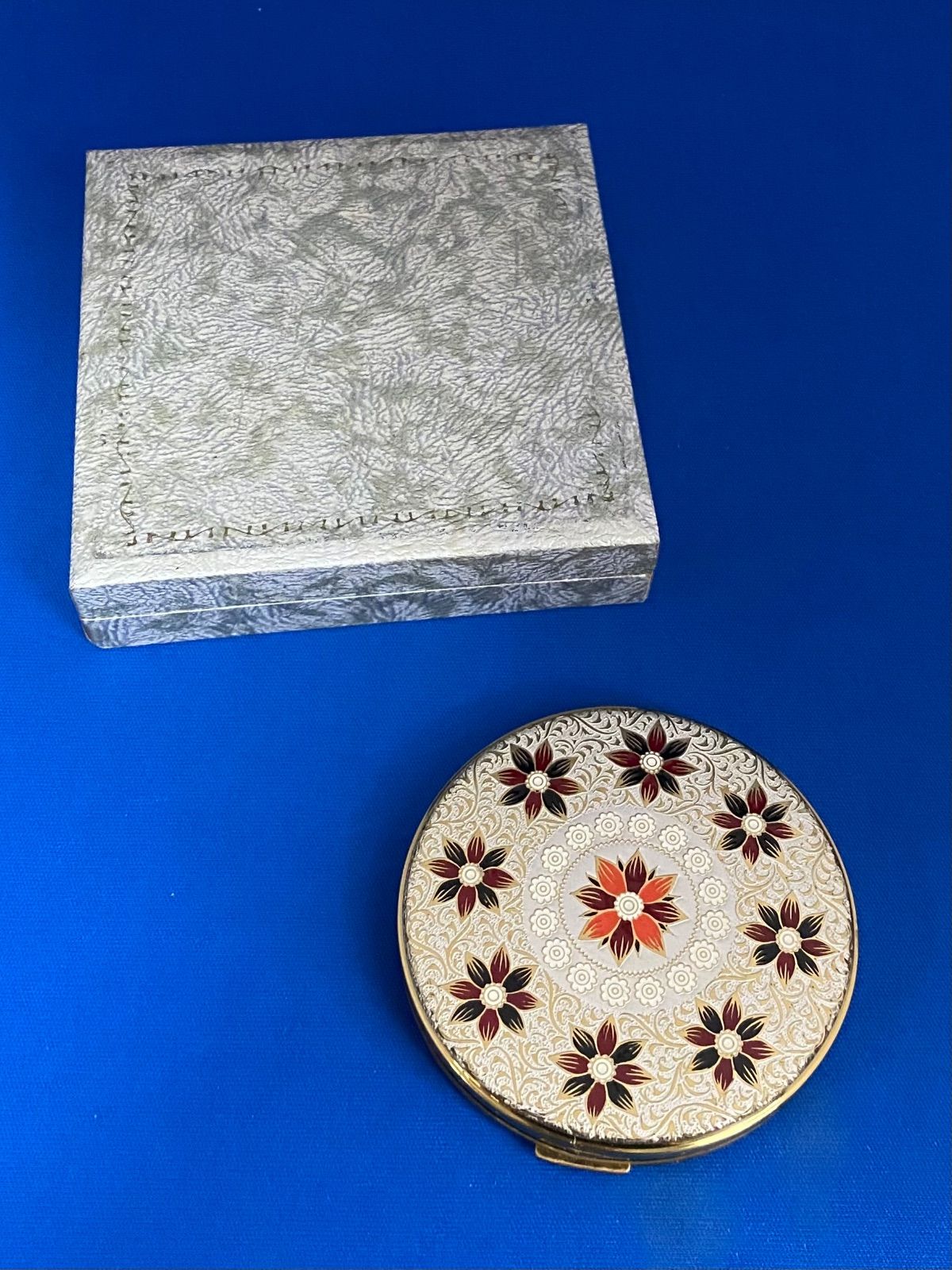 TRADE MARK コンパクトミラー 昭和レトロ 化粧鏡 手鏡 - メルカリ