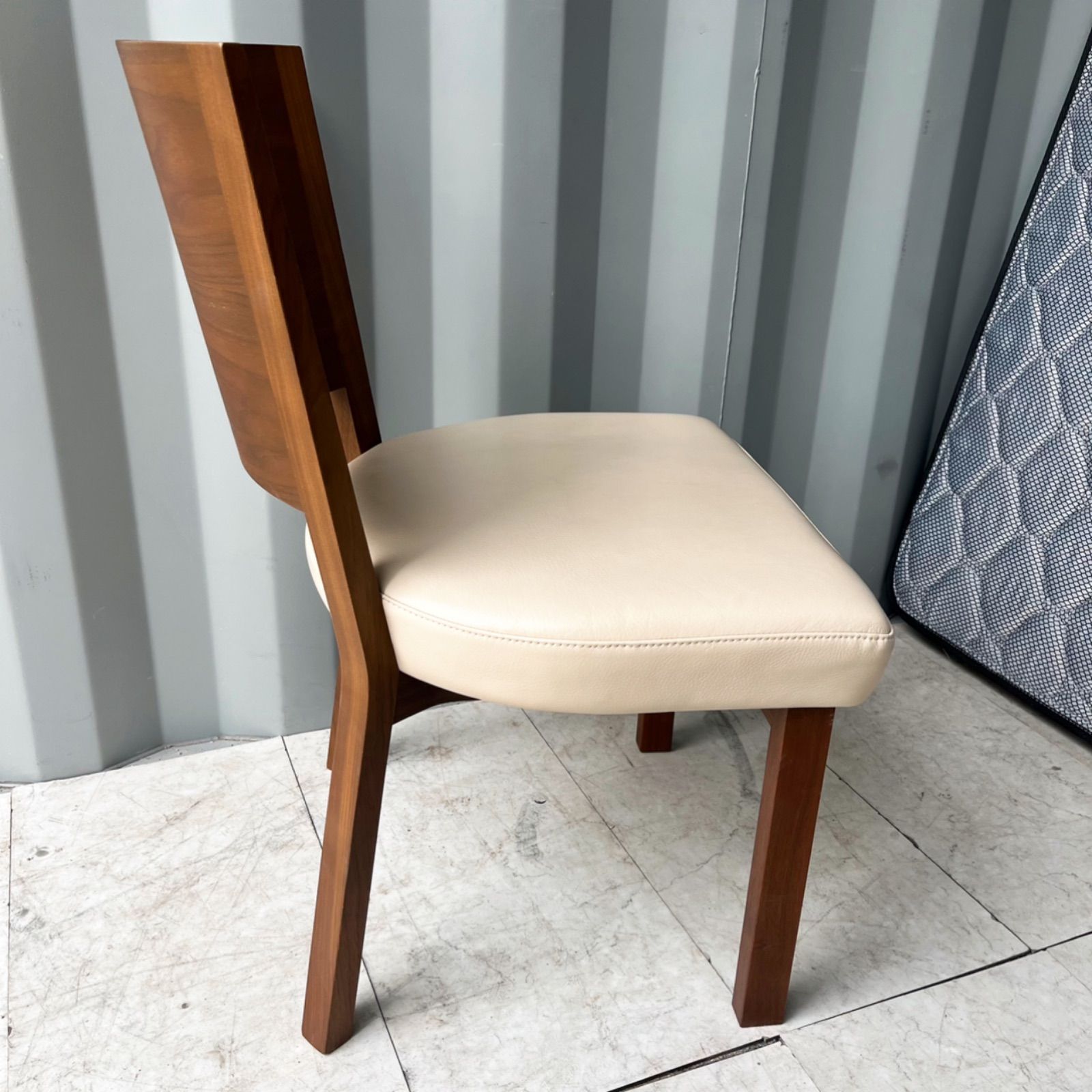 取付無料！カンディハウス ナチュラルアイボリー 北欧風天然木ダイニングチェア 取付無料！カンディハウス ナチュラルアイボリー 北欧風天然木