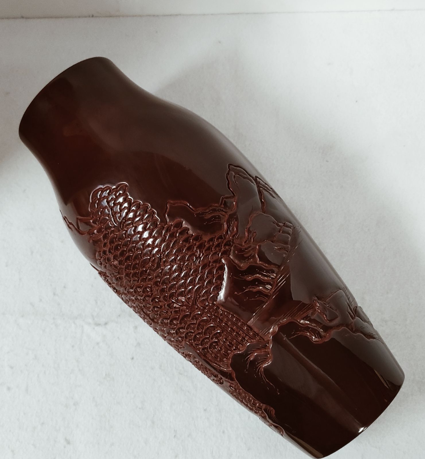 村上堆朱 黒堆朱花瓶 径83xh200台含 村上堆朱/堆朱花瓶/村上堆朱 連峰作花瓶/高橋連峰 無形文化財