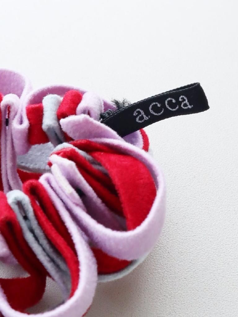 【美品】acca アッカ イタリア製 デニム エコスエード ループシュシュ 2つ 美品】acca アッカ イタリア製 デニム エコスエード ループ