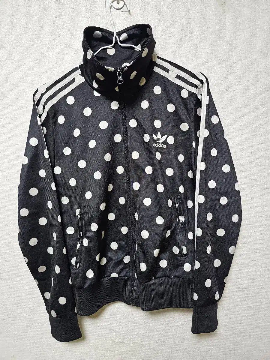 adidas アディダス ドット ジャージ