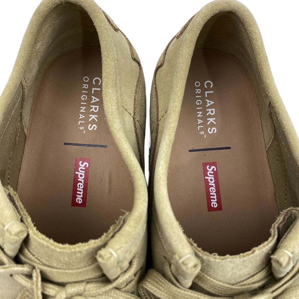 Clarks Originals Supreme ローファー ベージュ Supreme reinterprets Clarks' iconic Wallabee - HIGHXTAR.