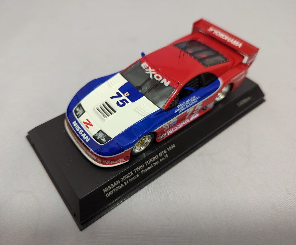 京商 1/64 日産 ニッサン 300ZX ツインターボ GTS 1994 京商 1/64 日産 ニッサン 300ZX ツインターボ GTS 1994