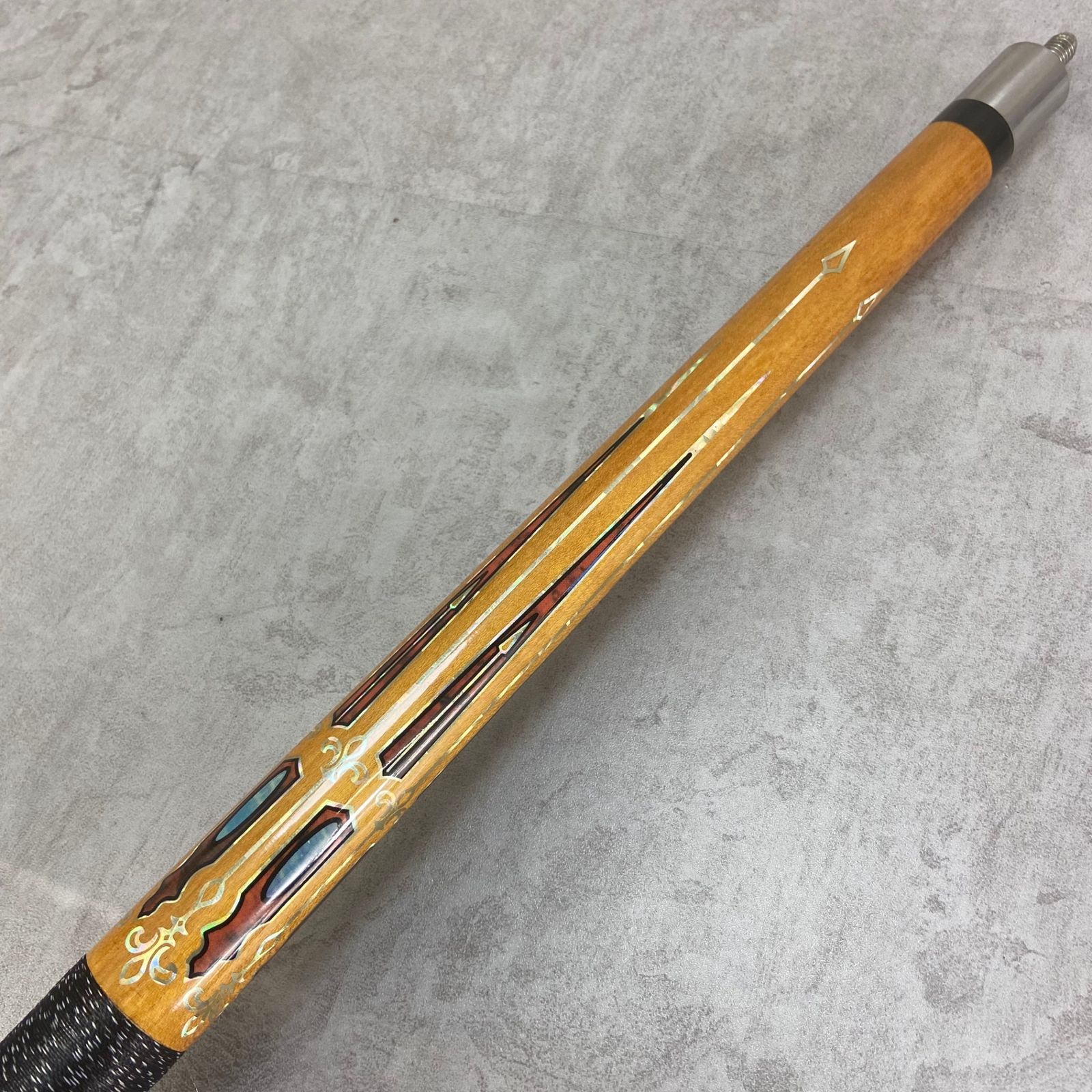 ビリヤード　プレイキュー　パイロテッド 5/16-14山　１B1S ケース付属 ビリヤード プレイキュー パイロテッド 5/16-14山 1B1S ケース付属