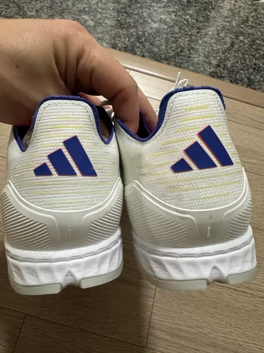 サッカーシューズ F50