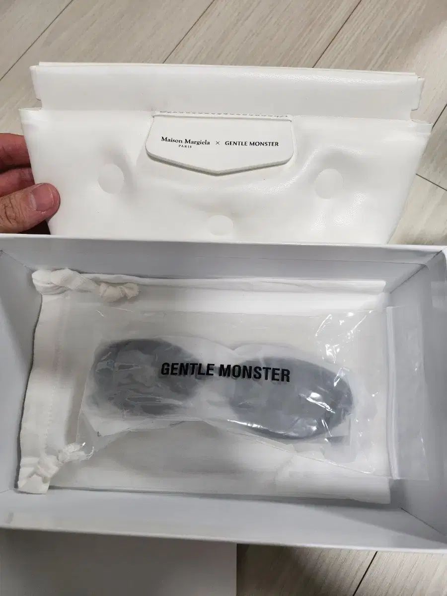 Maison Margiela メゾンマルジェラ ジェントル モンスター コラボ mm107