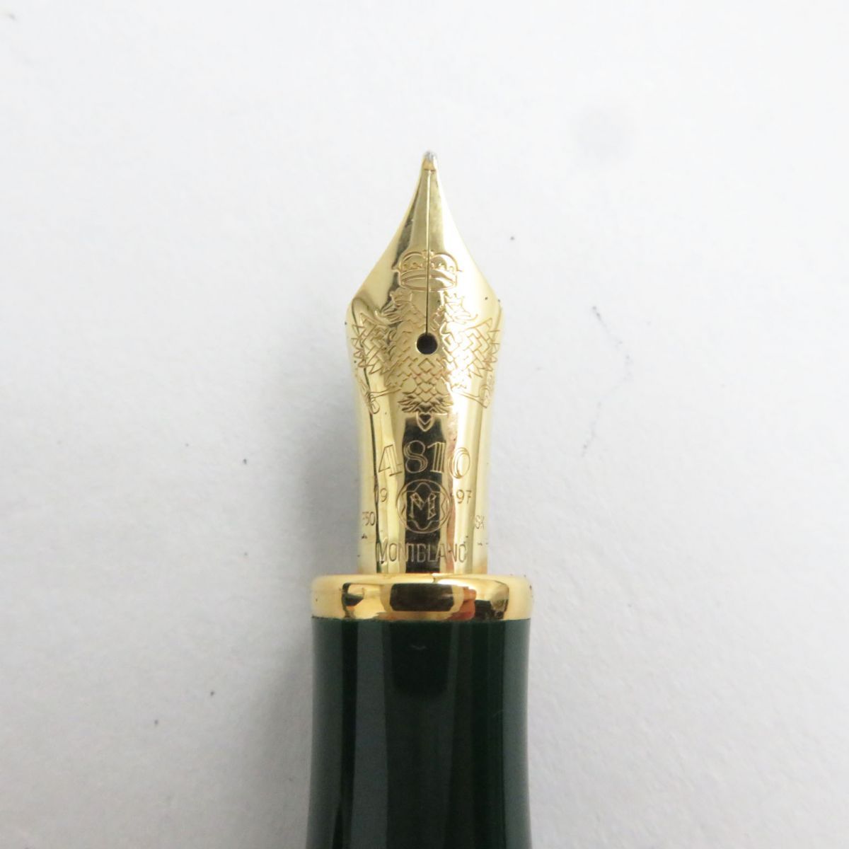 訳有り品○4810本限定 MONTBLANC モンブラン パトロンシリーズ 1997 大帝ピョートル1世 ペン先18K Mニブ 3769/4810  万年筆 金×緑 ケース付 - メルカリ