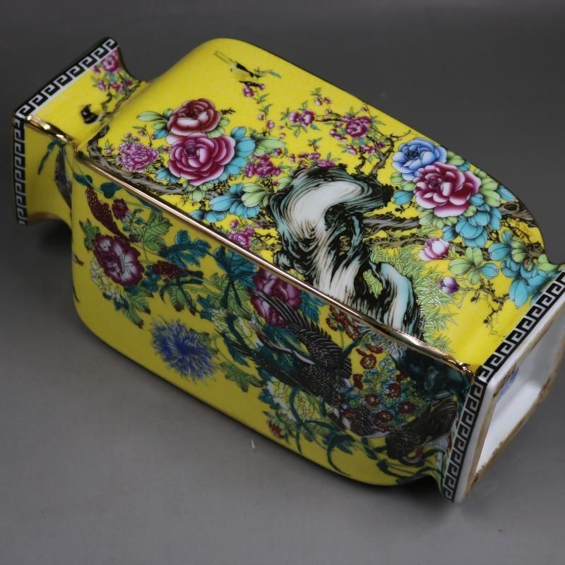 緑地琺瑯彩花鳥紋四角瓶 現代工芸品 美術品 装飾品 置物 清乾隆黄地琺瑯彩花鳥四方花瓶 景徳鎮 陶磁器 装飾品 現代工芸品