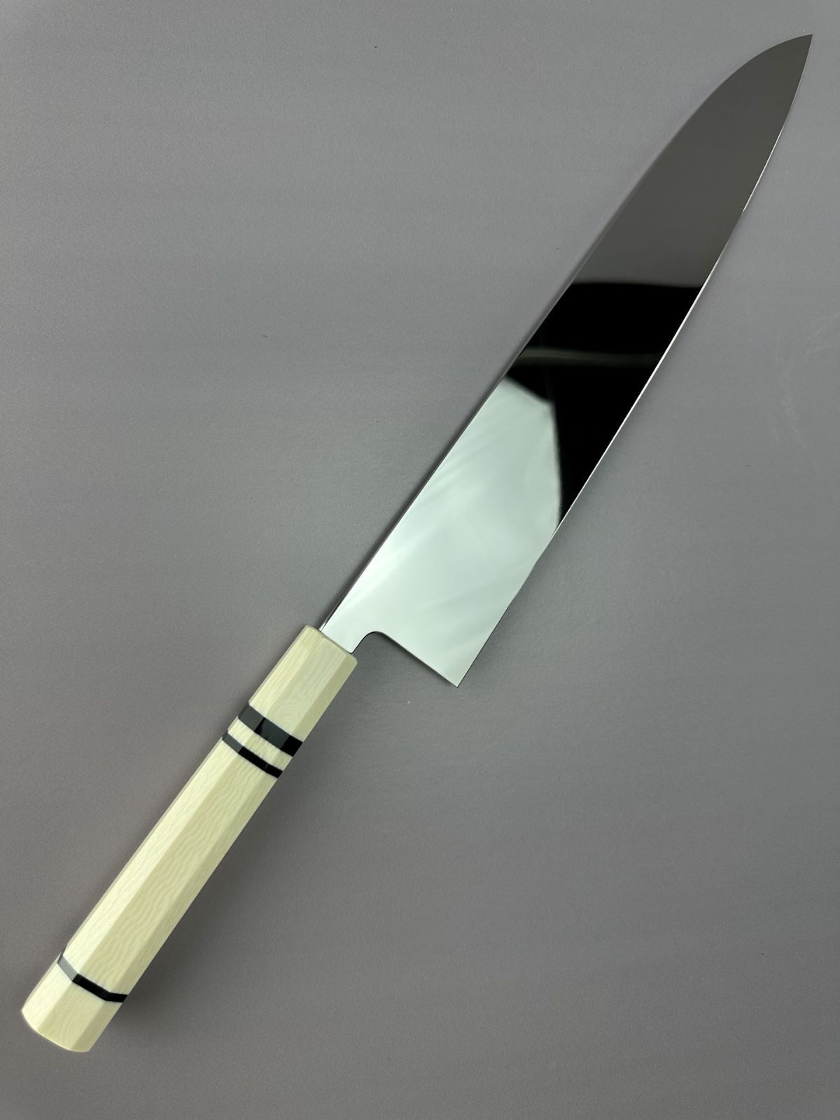 7780 特大牛刀 鏡面仕上げ 尺一 刺身包丁 両刃 黄檀黒水牛角白三本巻八角柄 7月28日10時まで期間限定・数量限定】八角柄種類限定！今だけ