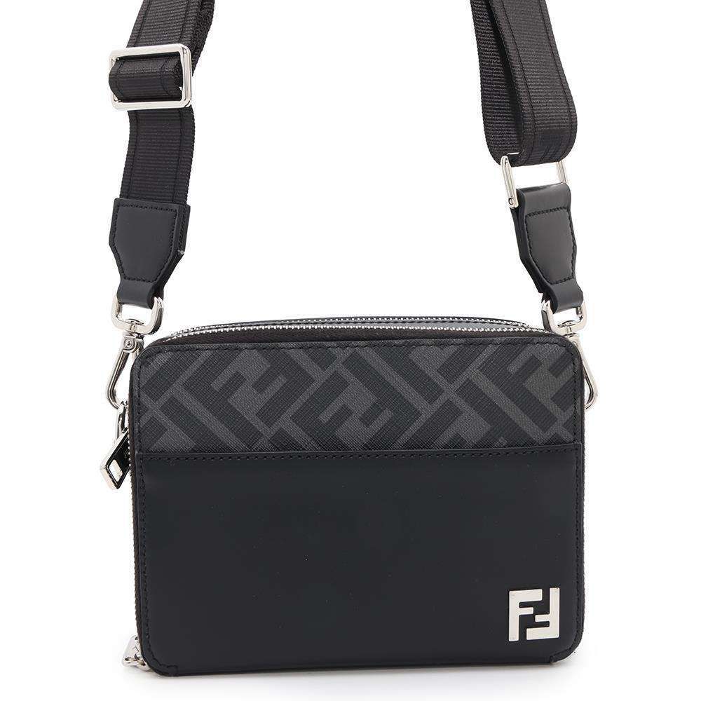フェンディ ショルダーバッグ ズッカ オーガナイザー 7M0357 FENDI カメラバッグ メンズ 黒
