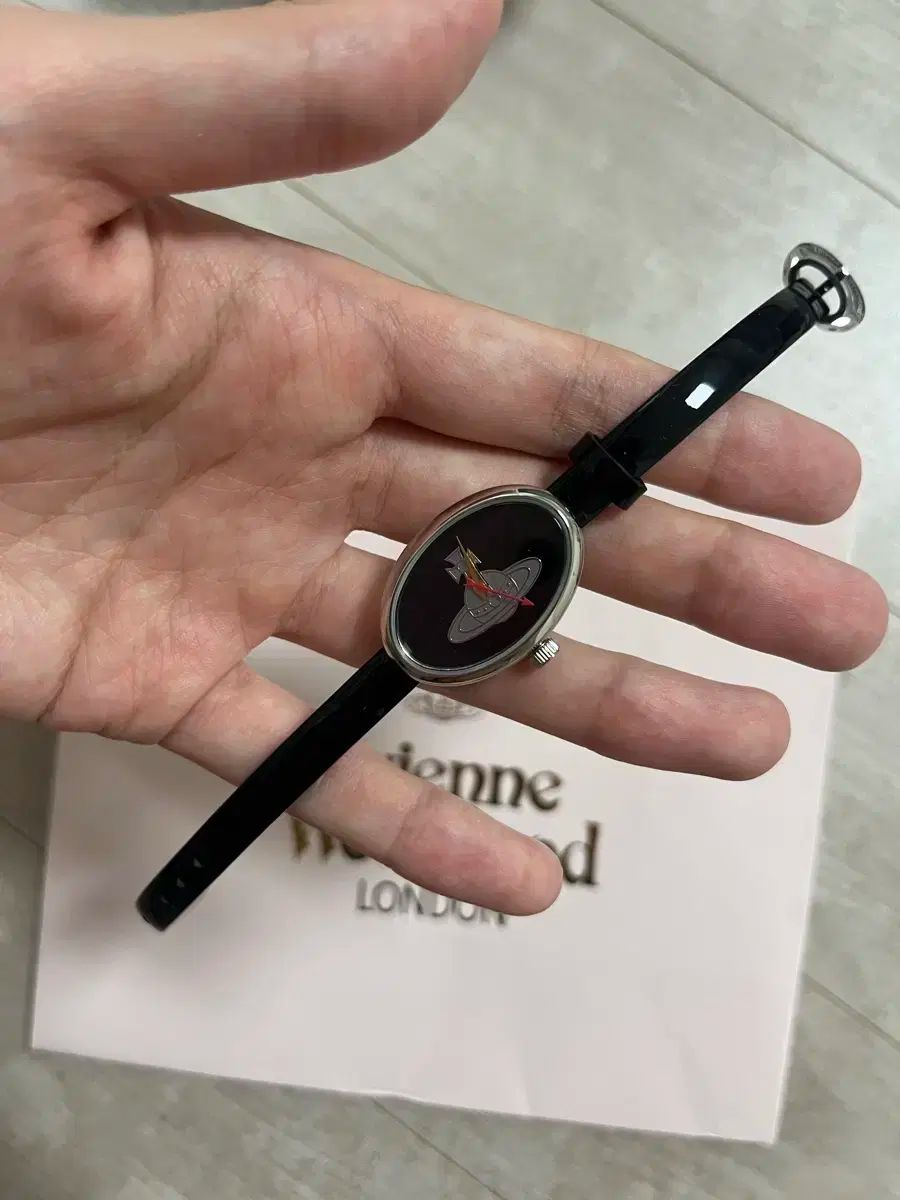 ヴィヴィアンウエストウッド