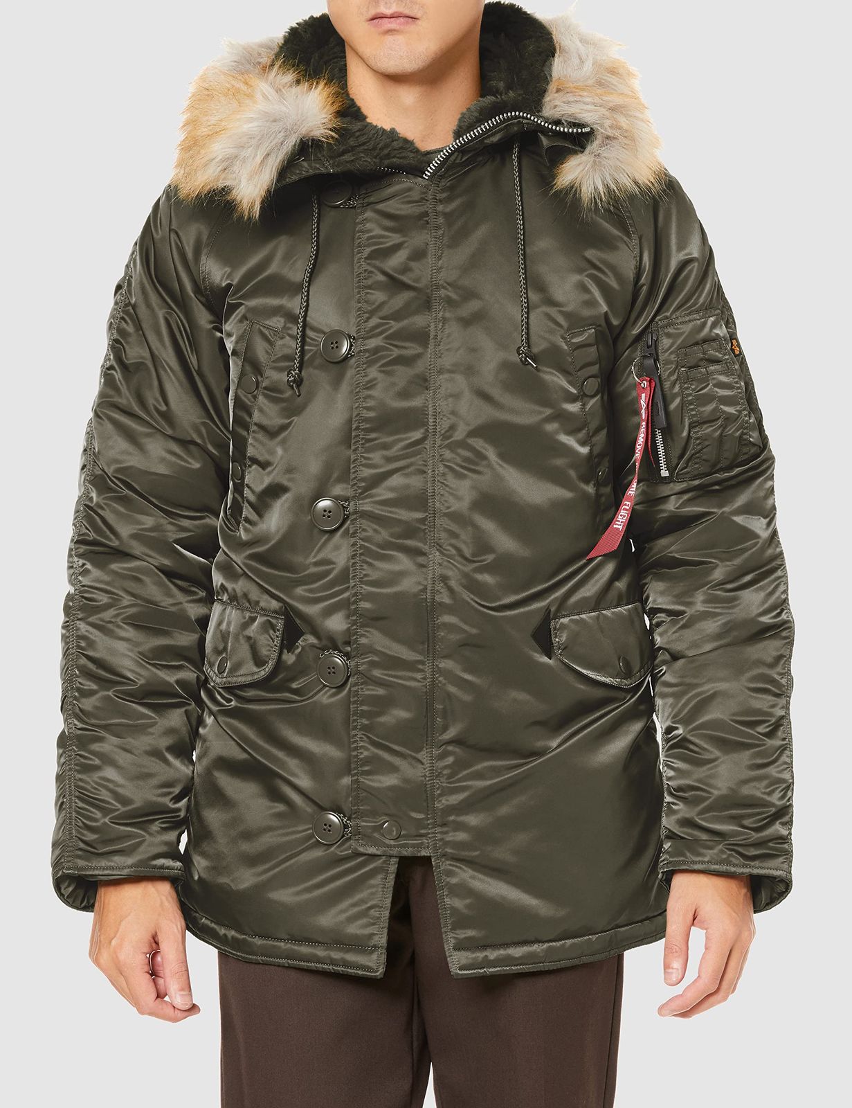 アルファ インダストリーズ