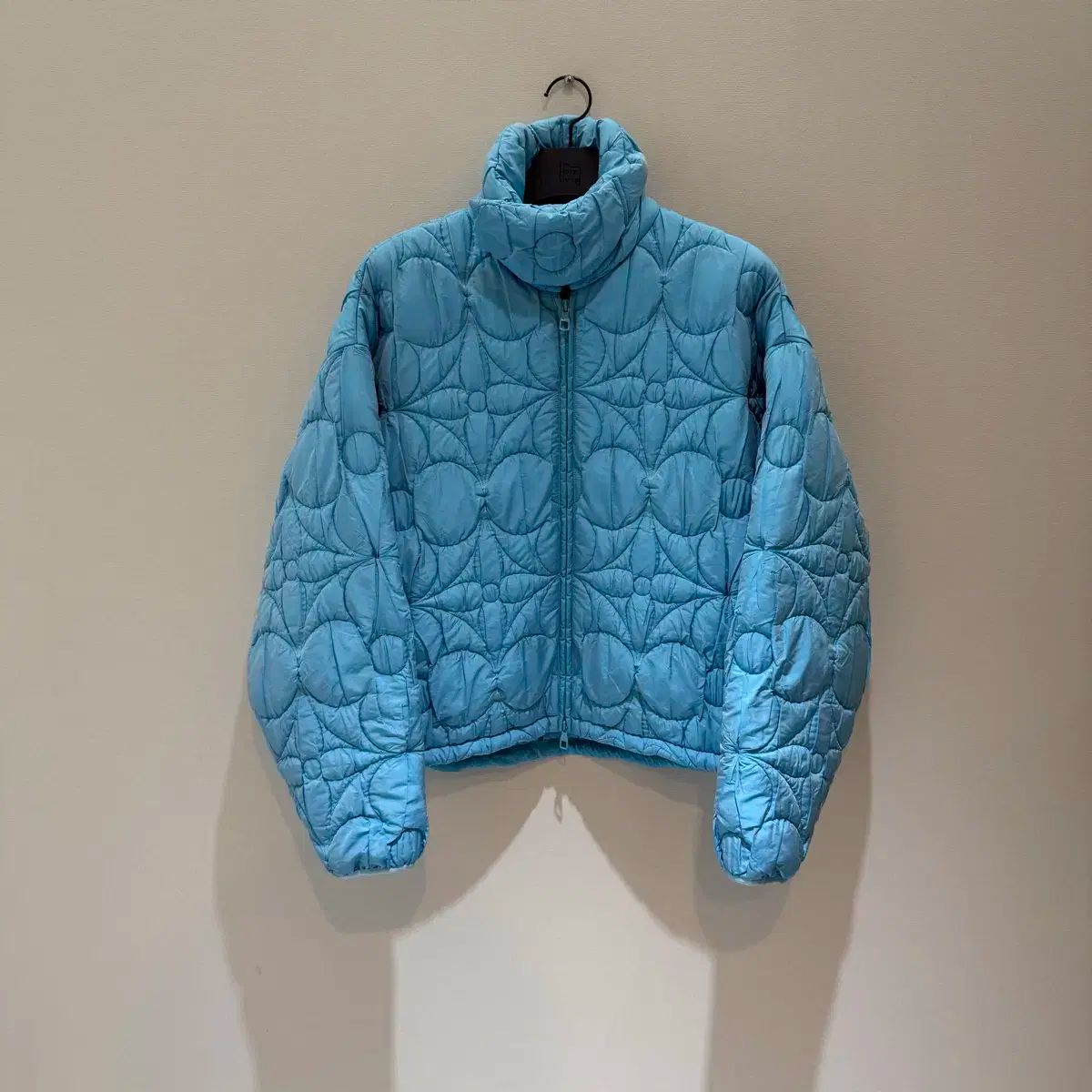 46 size Louis Vuitton ルイヴィトン フラワー キルト ダウンジャケット