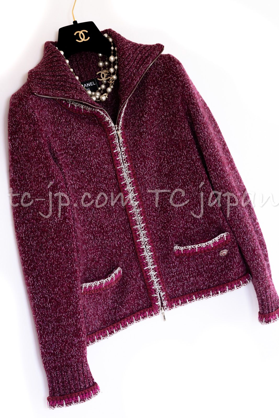 売れ筋商品|||シャネル カーディガン CHANEL ワインレッド やわらか極上 カシミヤ シルク ジッパー ニット トップス ランウェイ登場 超美品 36 38 シャネル カーディガン CHANEL ワインレッド やわらか極上