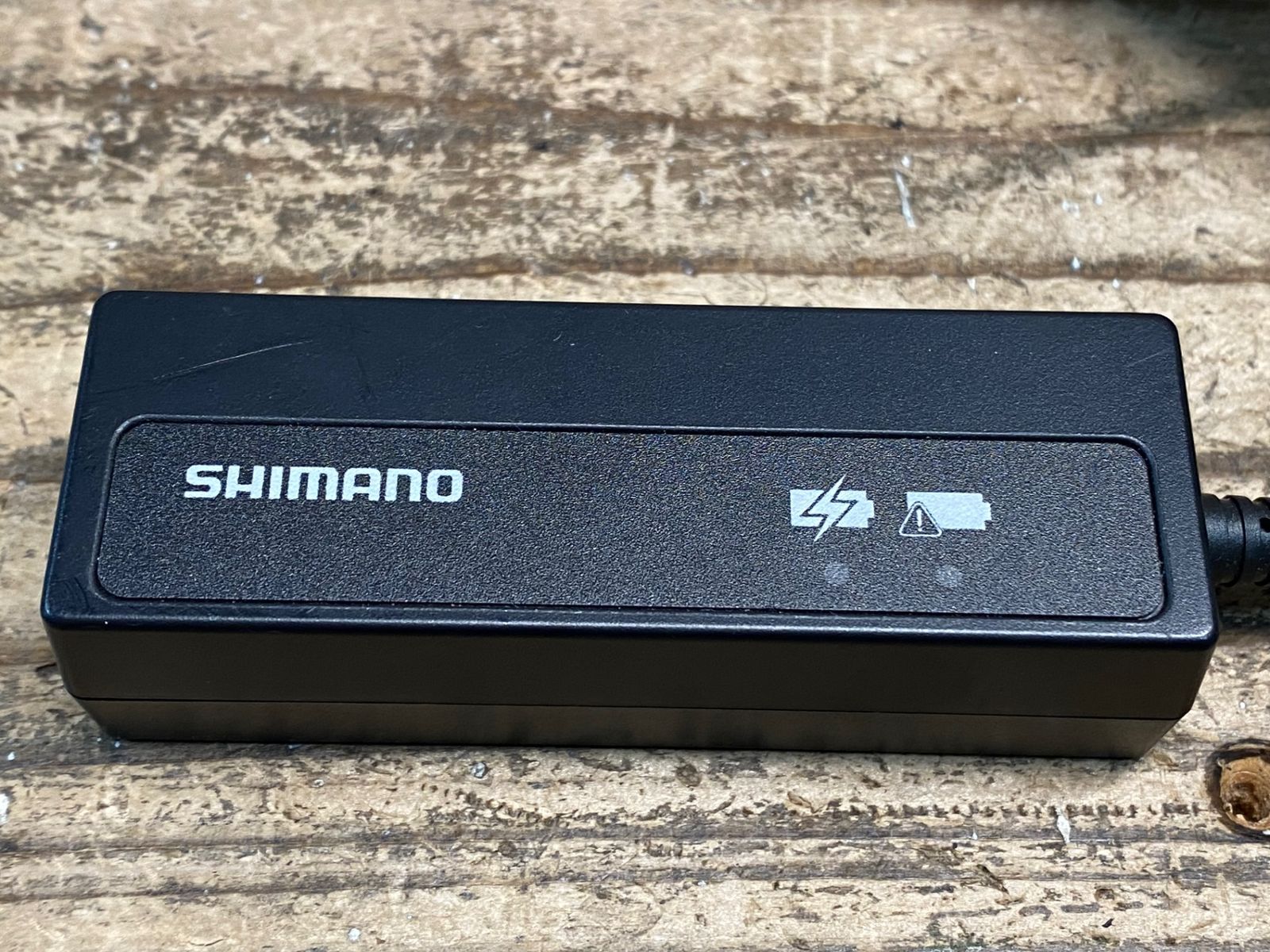 FS905 シマノ SHIMANO SM-BCR2 Di2 電動 バッテリーチャージャー