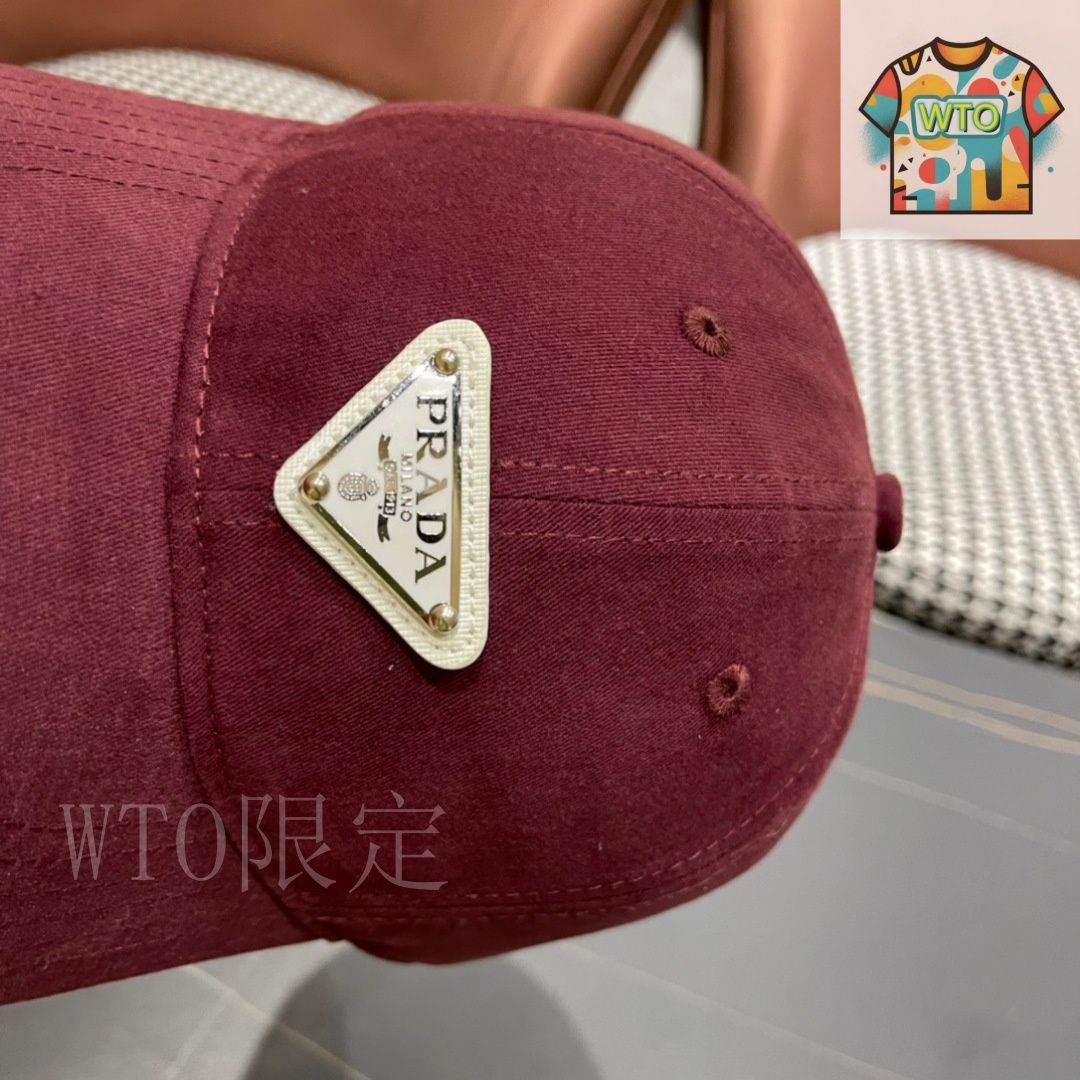 パリ直送!【PRADA】☆ベルベット ベースボールキャップ☆ パリ直送!【PRADA】☆ベルベット ベースボールキャップ☆