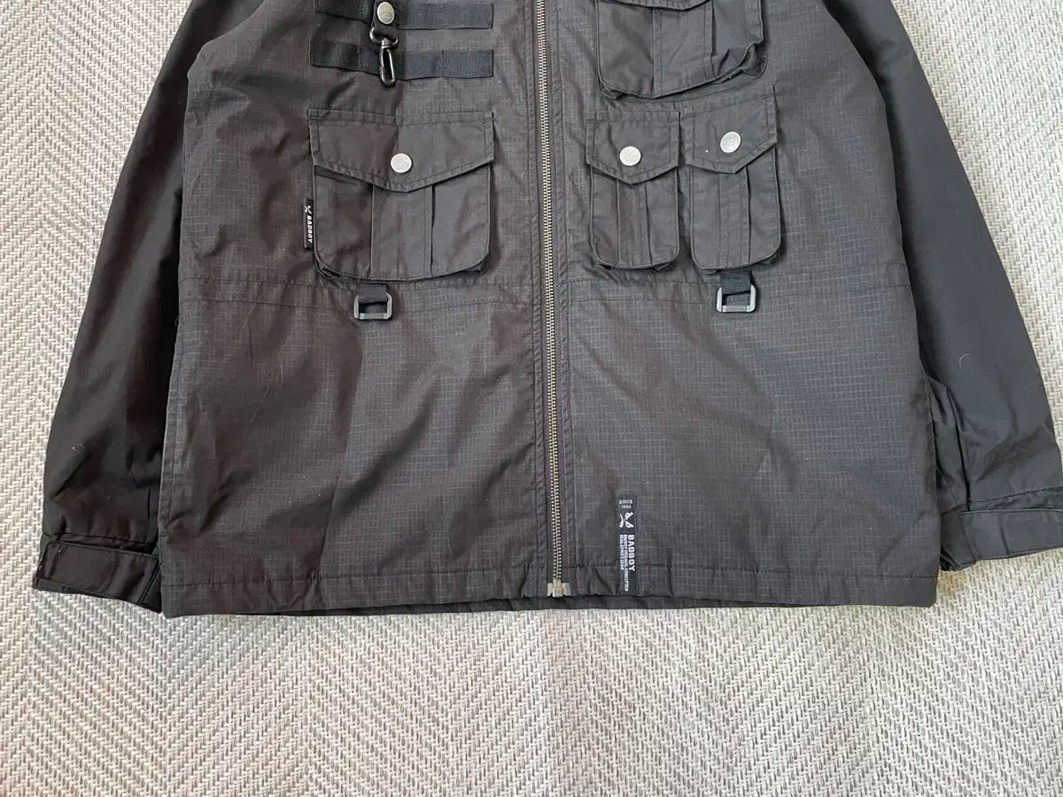 BADBOY リフレクティブ マルチ ポケット ジャケット J03184