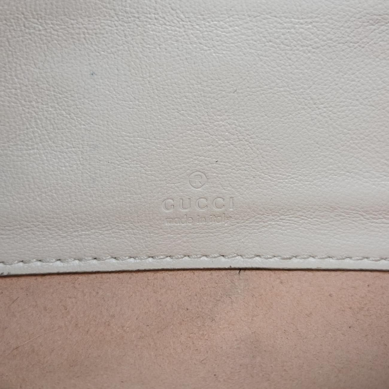 グッチGucciラジャホワイトレザー573797