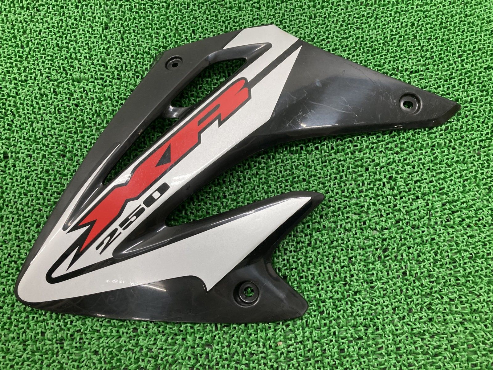 バイク XR250 シュラウド 左 黒 KCZ ホンダ 純正 バイク 部品 MD30