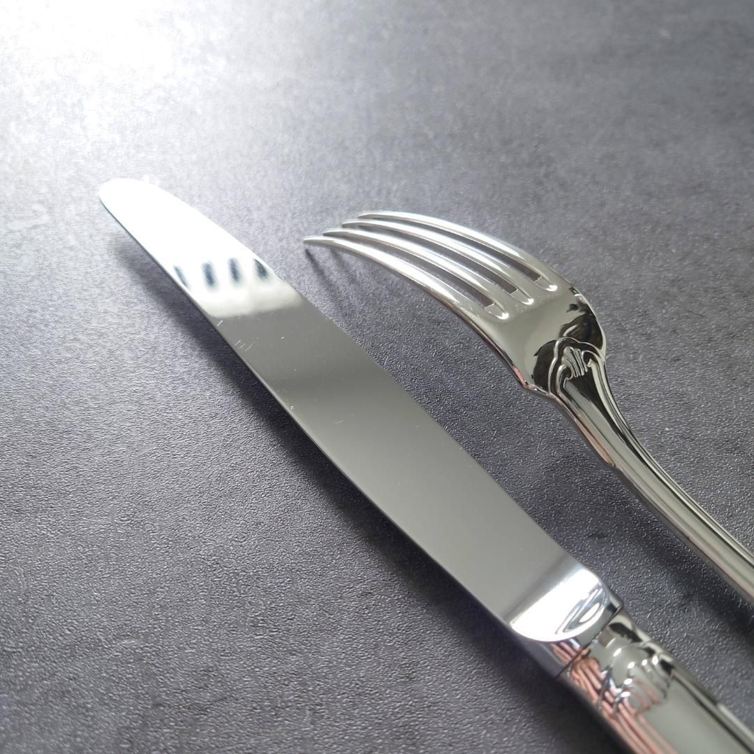 テーブルナイフ