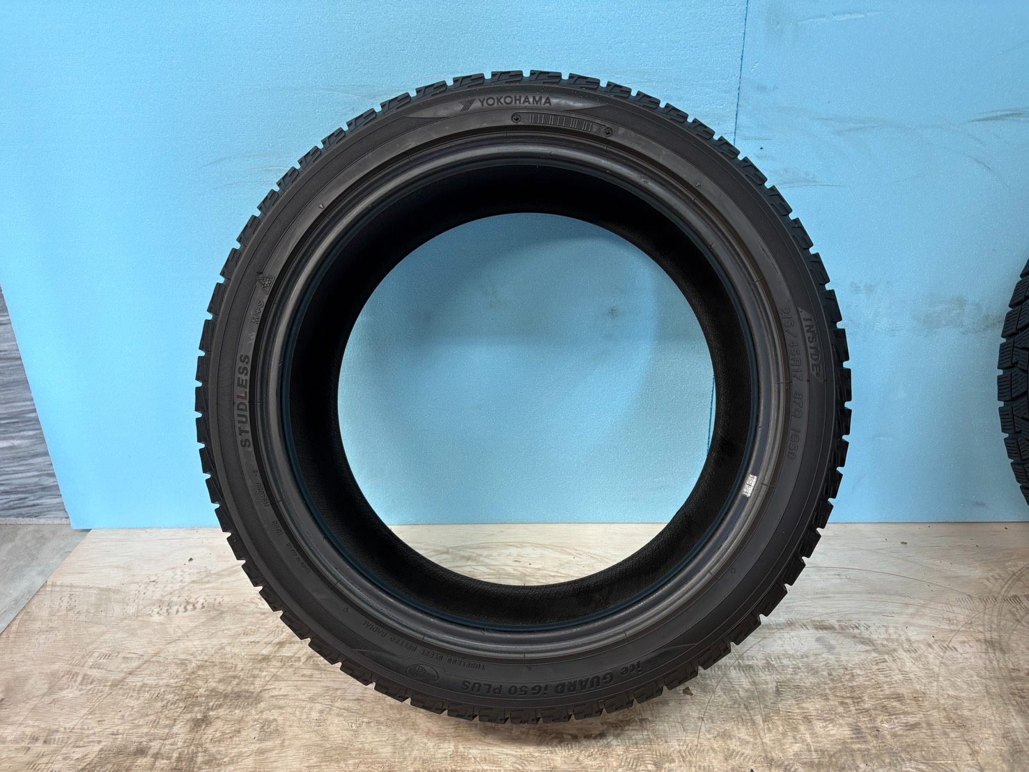 215|60|R17 iG50PULUS スタッドレス YOKOHAMA iceGUARD iG50PULUS 17インチ ４本セット R17No1