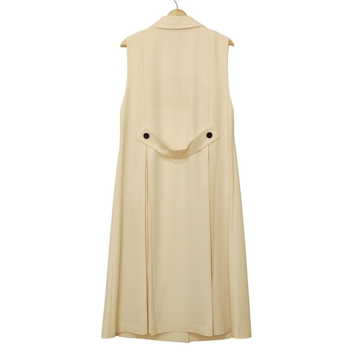 ADORE アドーア コート サイズ38 M レディース - アイボリー ノースリーブ プリーツ 春 秋