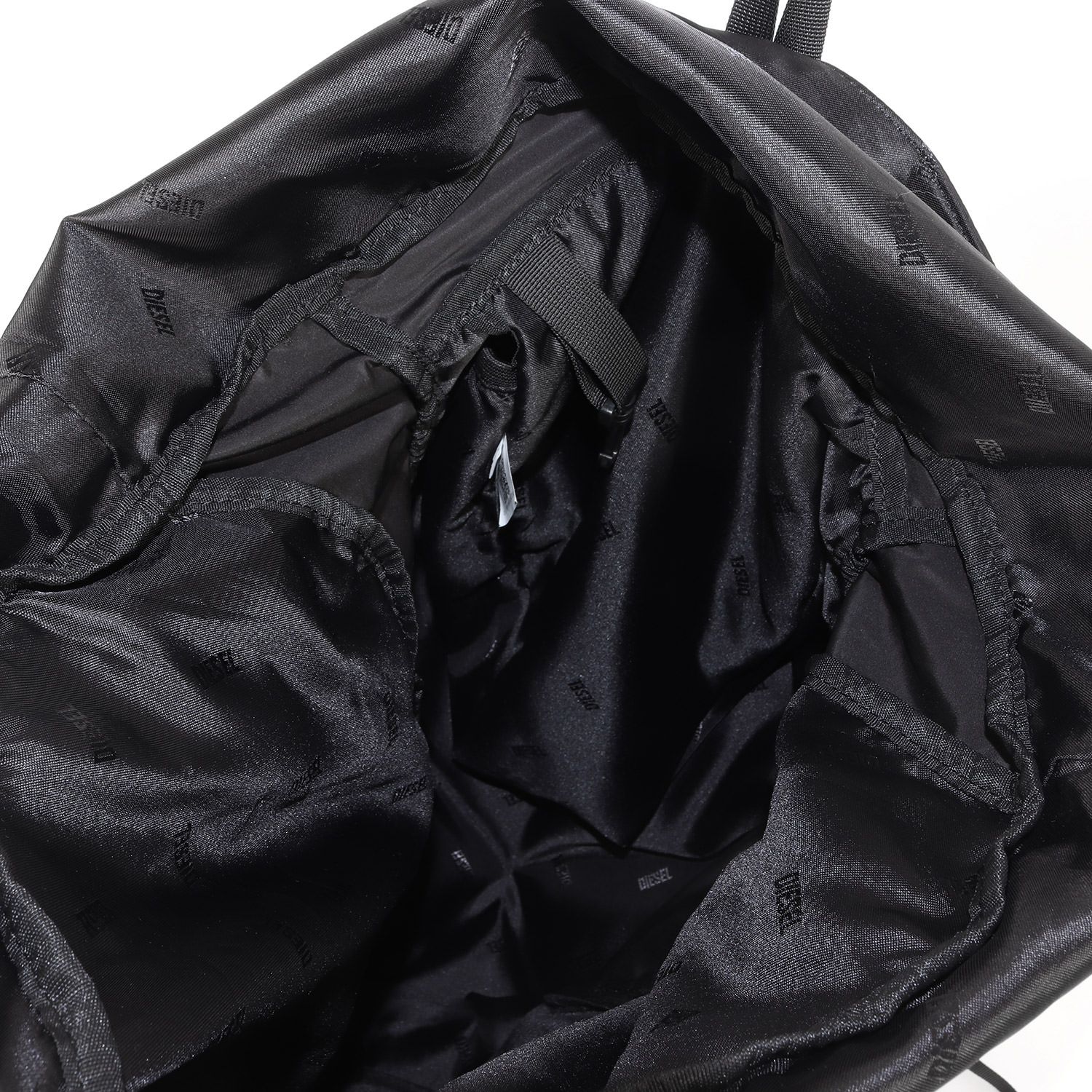 DIESEL ディーゼル バッグ ブラック 黒 | オーバルD ロゴ リュック 