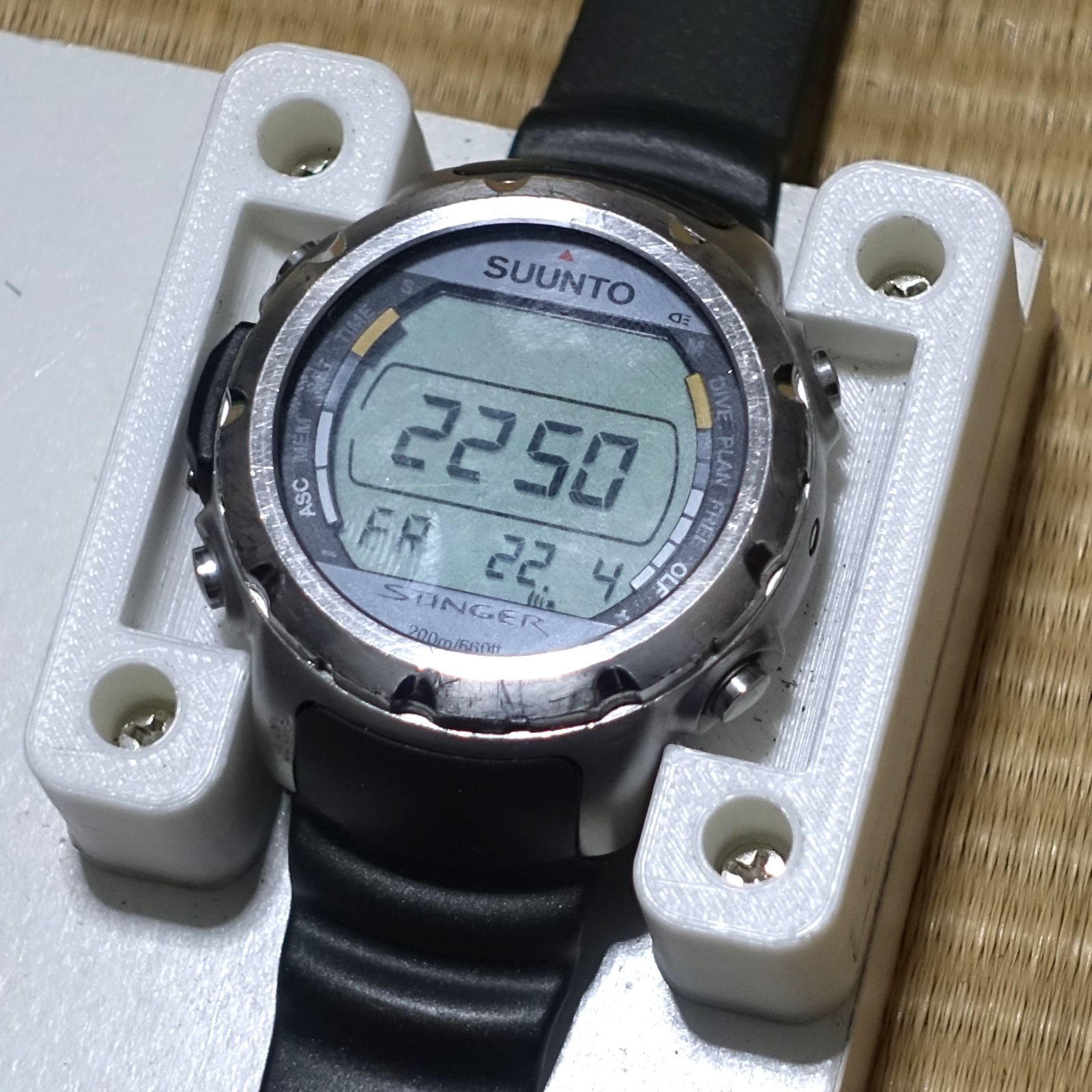 [SUUNTO] ★STINGER/SPIDER電池交換用治具★　両手ハンドル