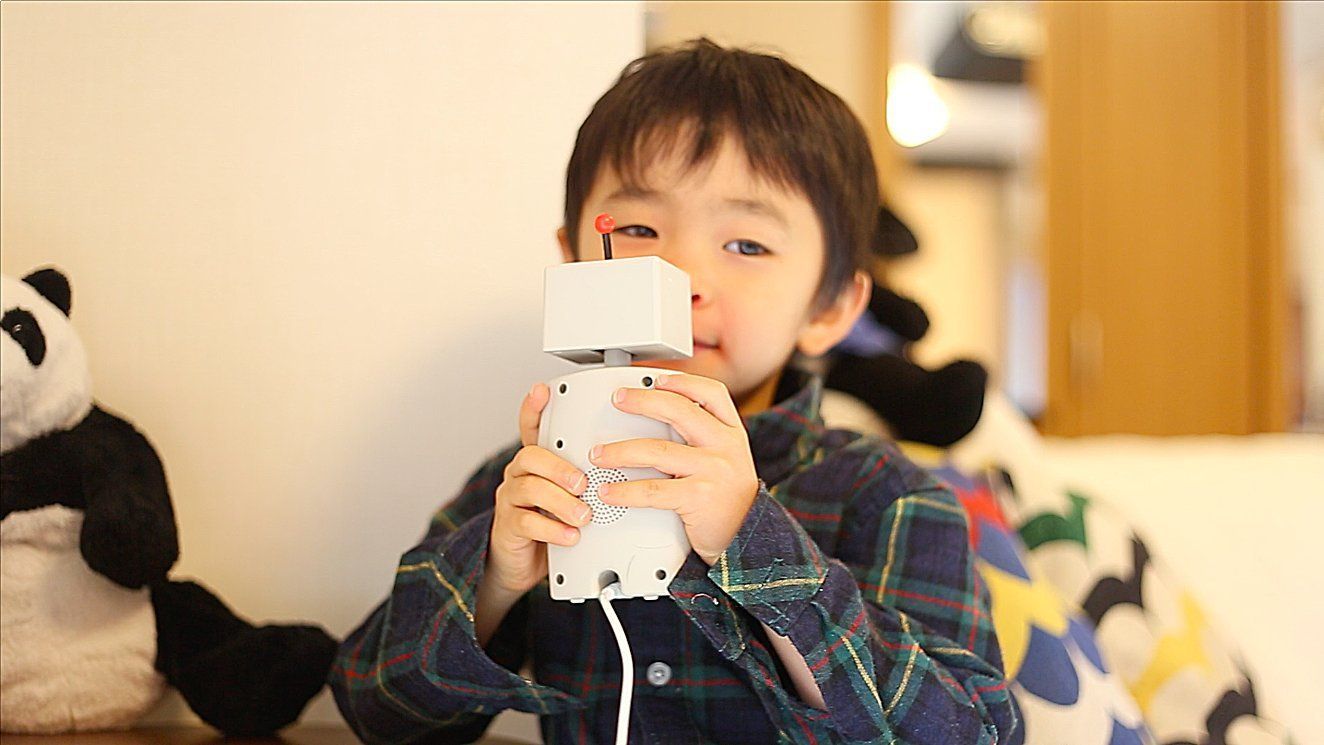 ユカイ工学 コミュニケーションロボット BOCCO ボッコ ご高齢の方の見守り お子様の留守番時に - メルカリ