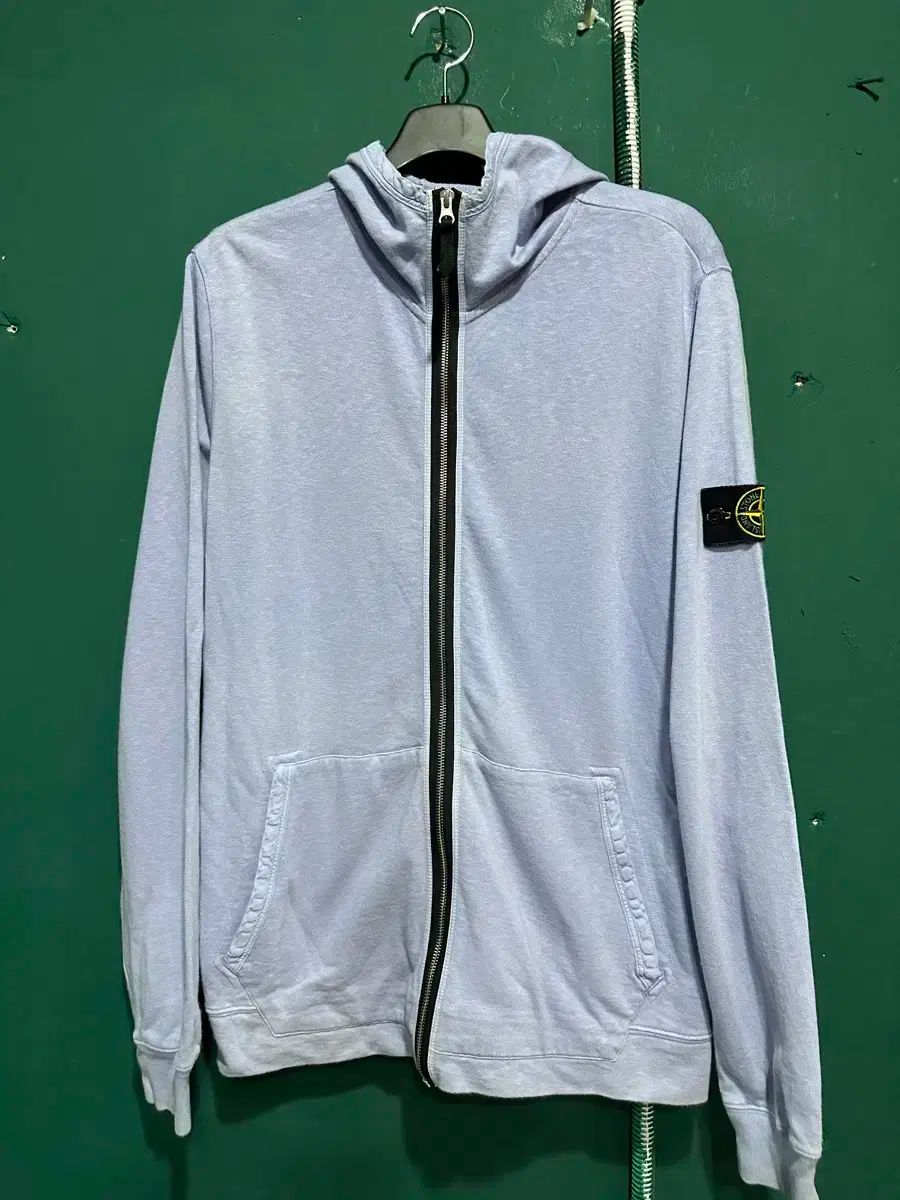 STONE ISLAND ストーンアイランド フード付き ジップアップパーカー 藤色の XL
