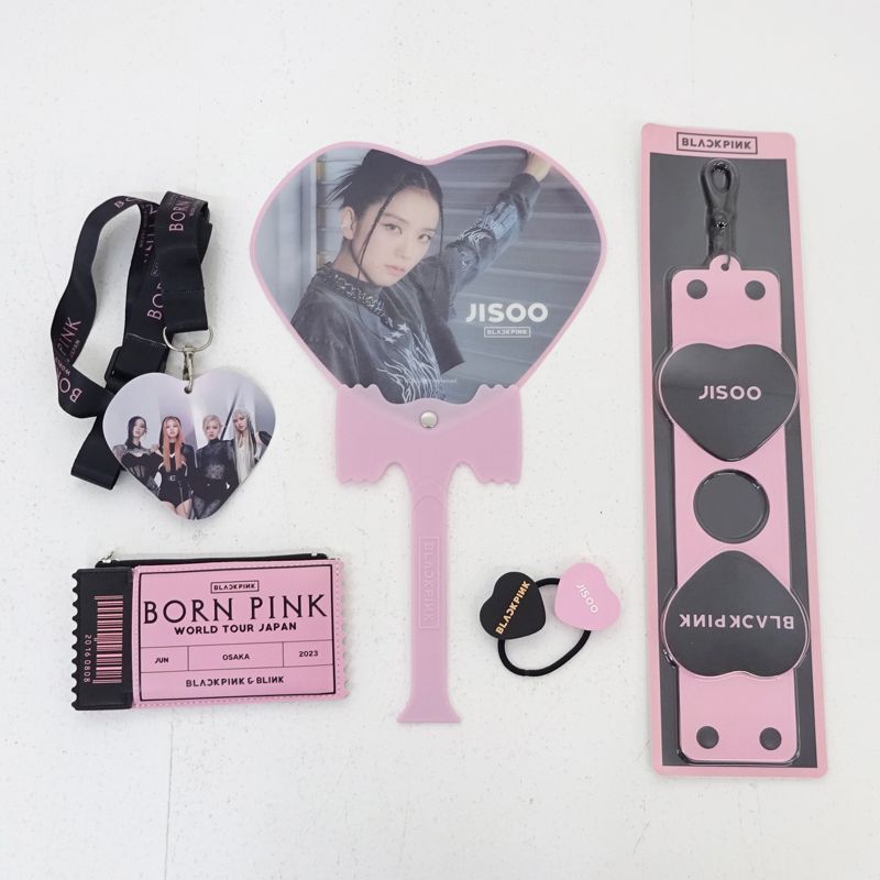 レトロ品　K-POPファングッズ コレクション　まとめ売りセット 三重店】BLACKPINK グッズ まとめ売りセット（ブラックピンク/K-POP