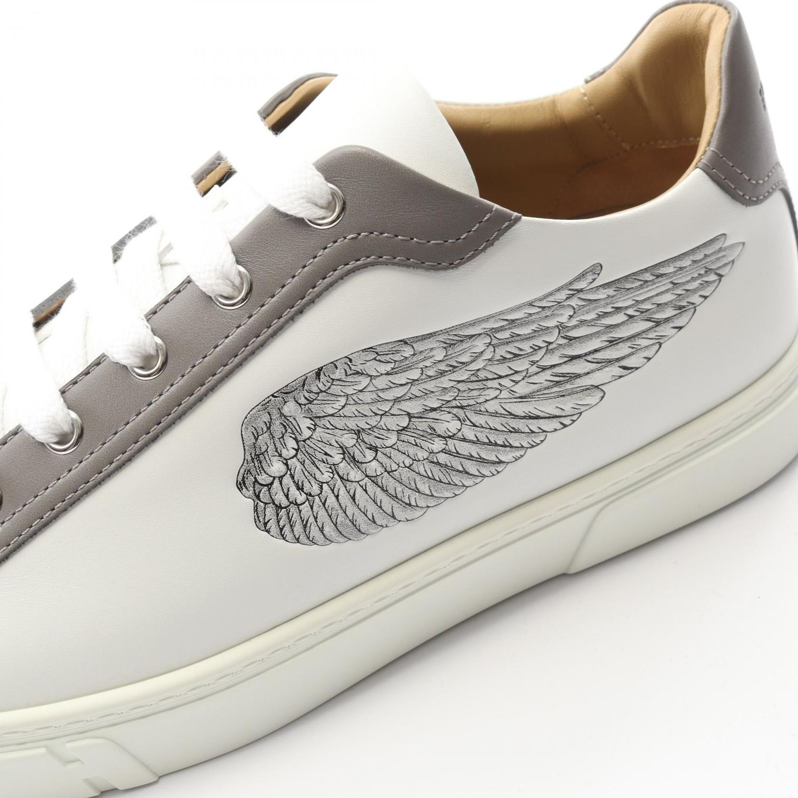 ウィング ホワイト