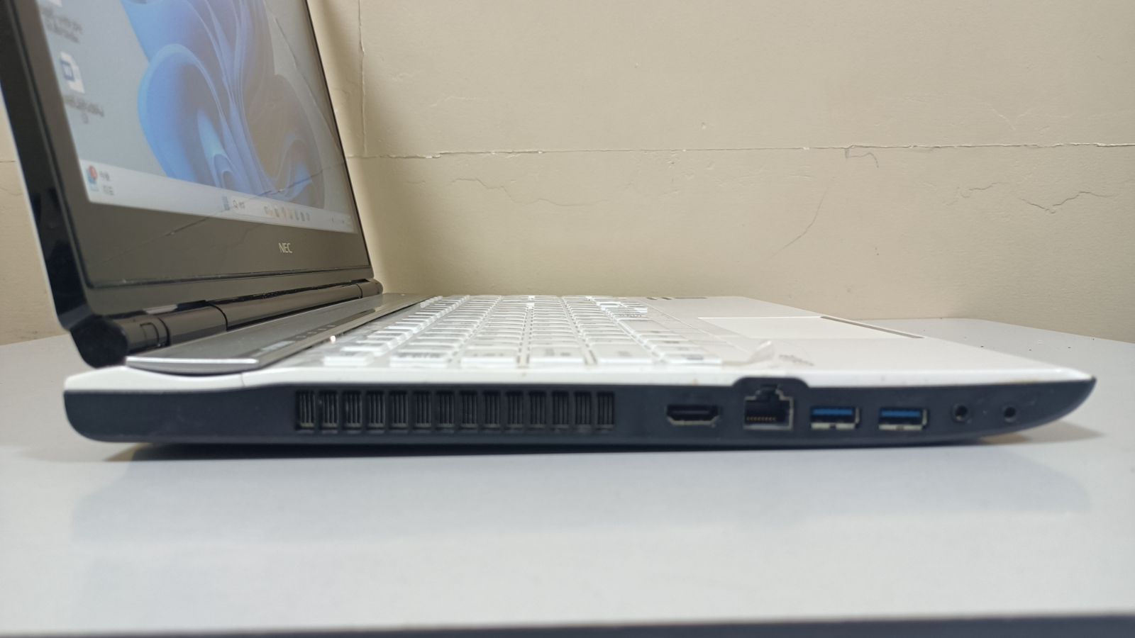 ノートパソコンNEC Windows11 Core i7 SSD Blu-ray office