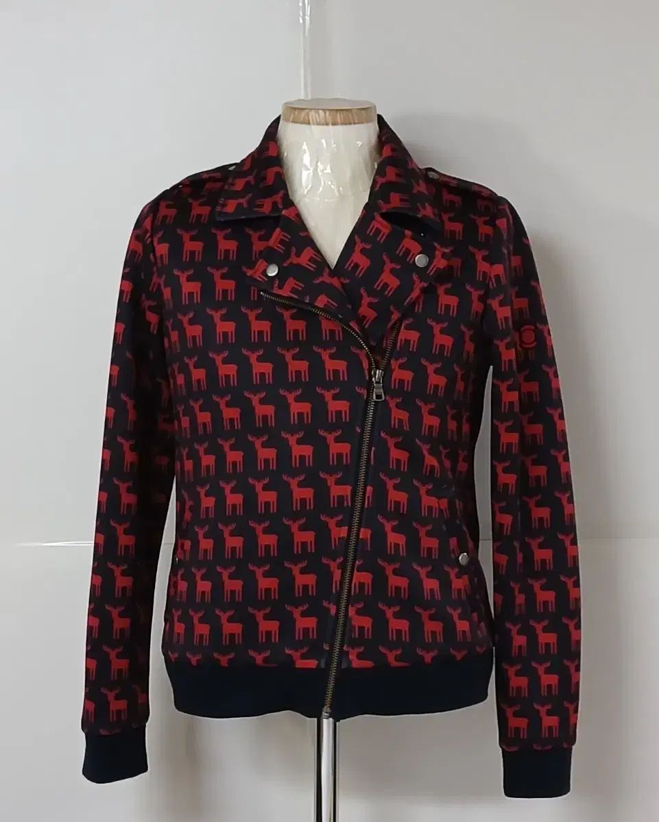 ペルソナ5 R4G 主人公 雨宮 蓮 ディバイデッドフレーム ロングTシャ ツ