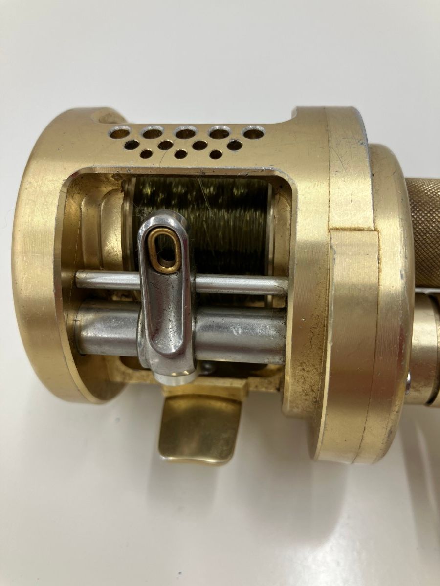 シマノ　カルカッタコンクエスト　101 RH443 SHIMANO(シマノ) / CALCUTTA CONQUEST 101 カルカッタコン
