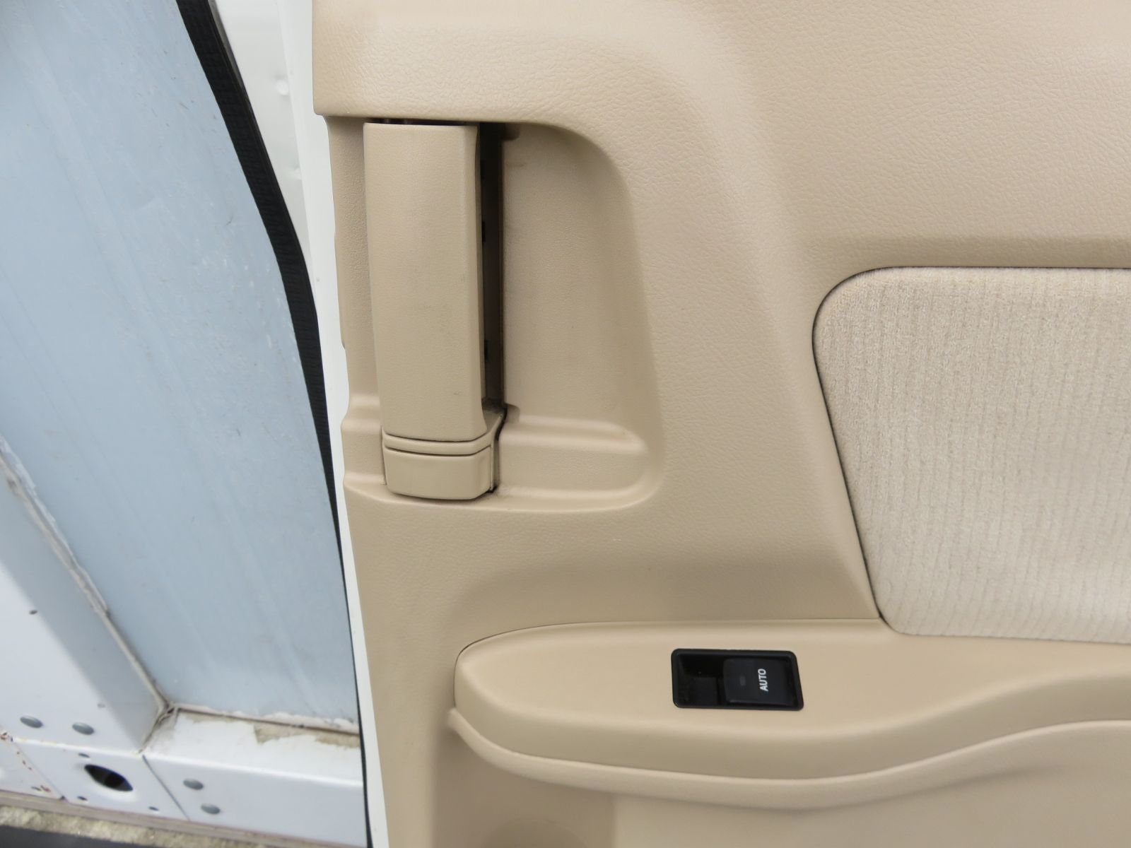 SFC2599 ヴェルファイア ANH20W ANH25W GGH20W GGH25W 後期 純正 右後 ドア 右側 右リア パワースライドドア 白070 ホワイトパール FFCRYSTALESIA_COM