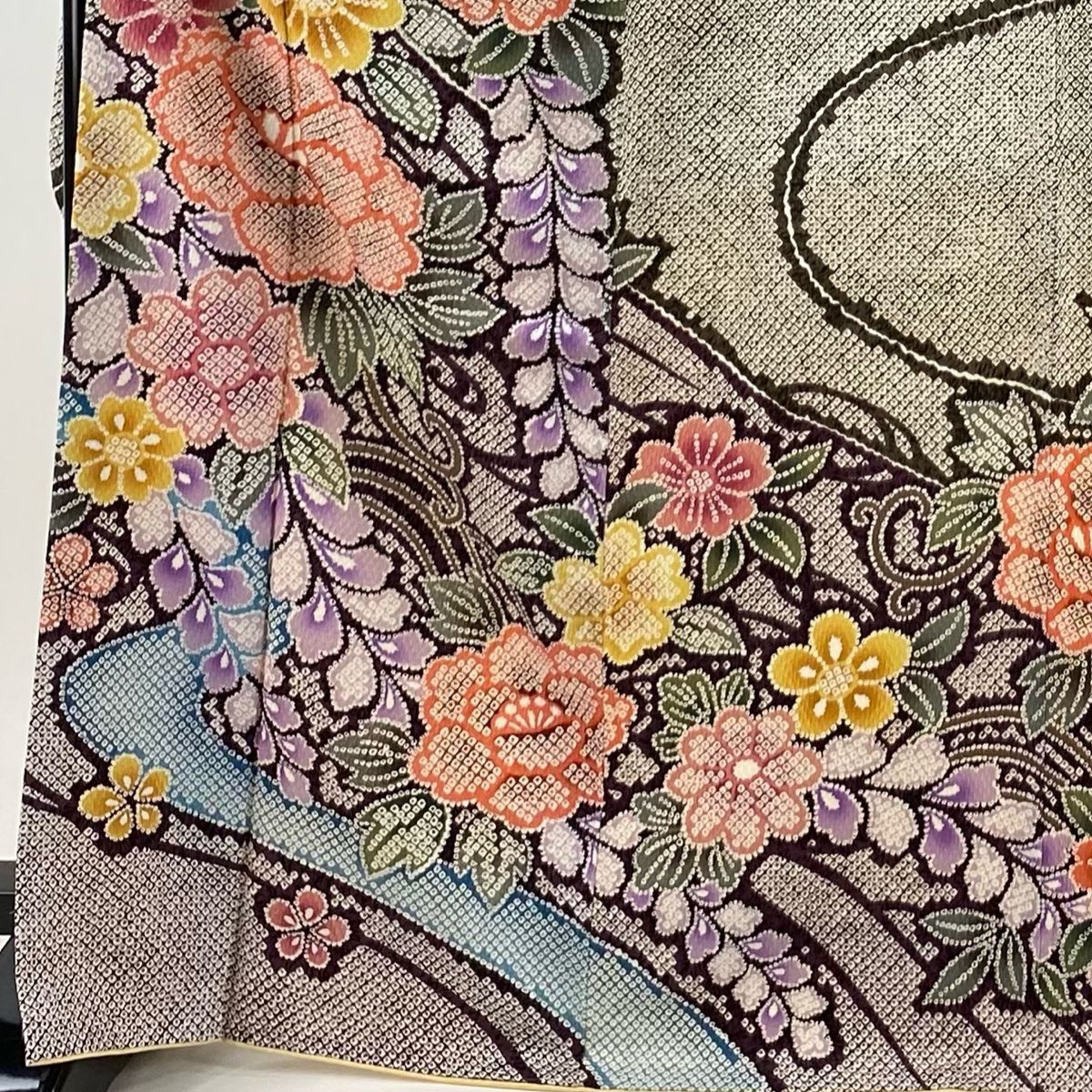 振袖 身丈168cm 裄丈69cm L 袷 草花 流水 総絞り 灰茶 正絹