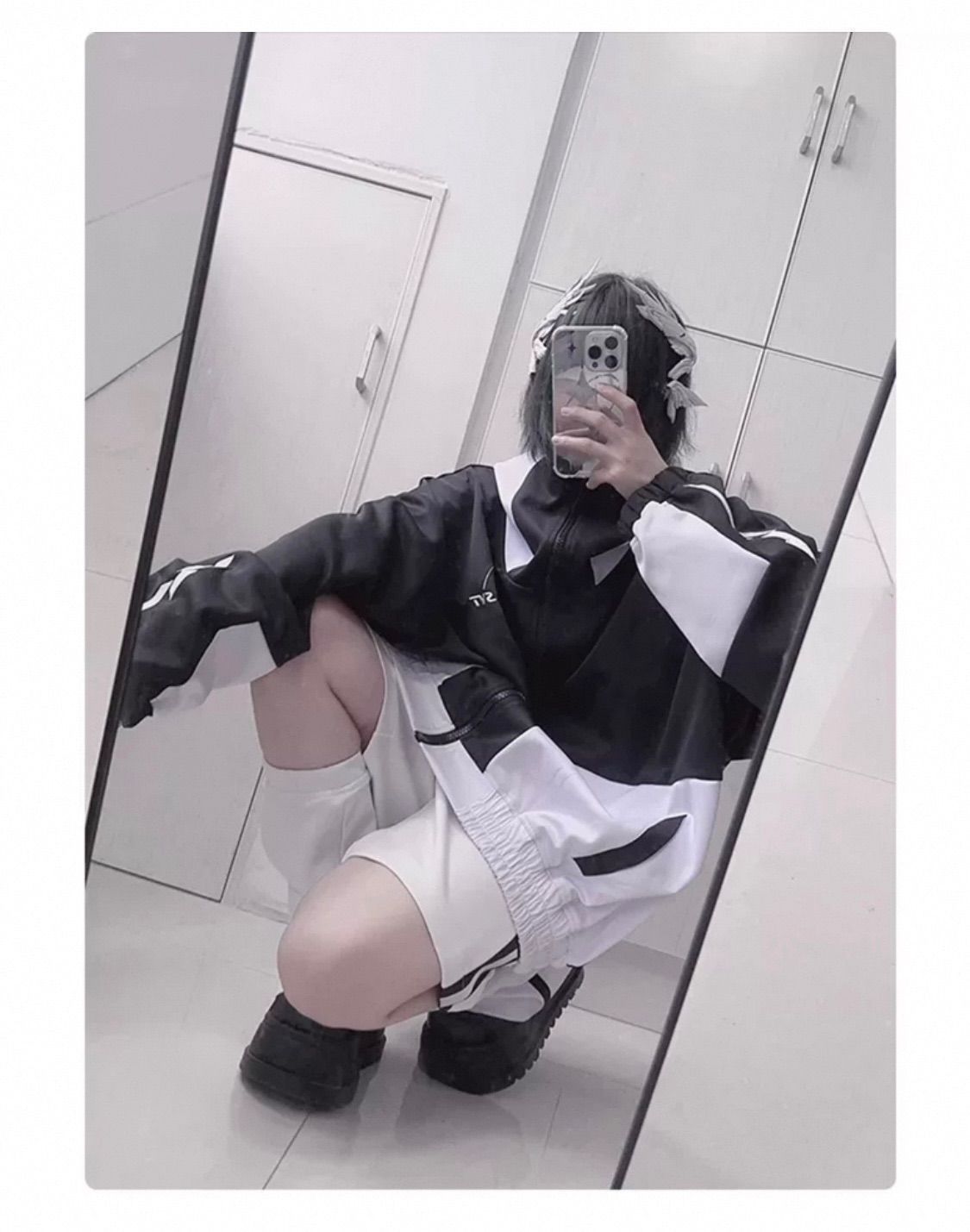 ブラック 大きめ ゆるめ シンプル 春 夏 秋 スポーティー ユニセックス サイバー 天使界隈 サブカル 服 オーバーサイズ メンズ