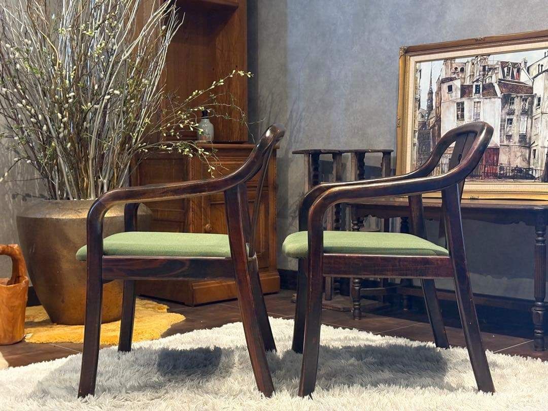 ①karimoku カリモク　アームチェア　ダイニングチェア　アンティーク　IZ ②karimoku カリモク アームチェア ダイニングチェア ビンテージ IZ