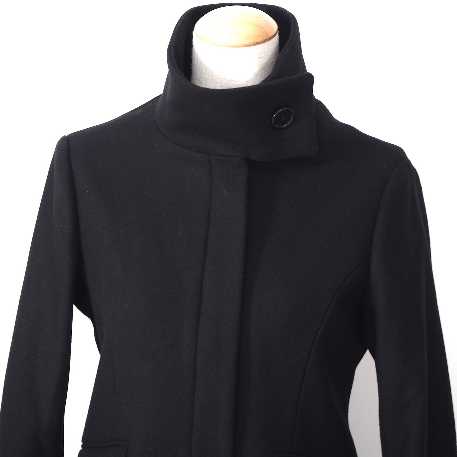 極美品 エンポリオアルマーニ ダブル ハーフコート Pコート 襟着脱可 黒 EMPORIO ARMANI (エンポリオアルマーニ) フルジップ スタンド