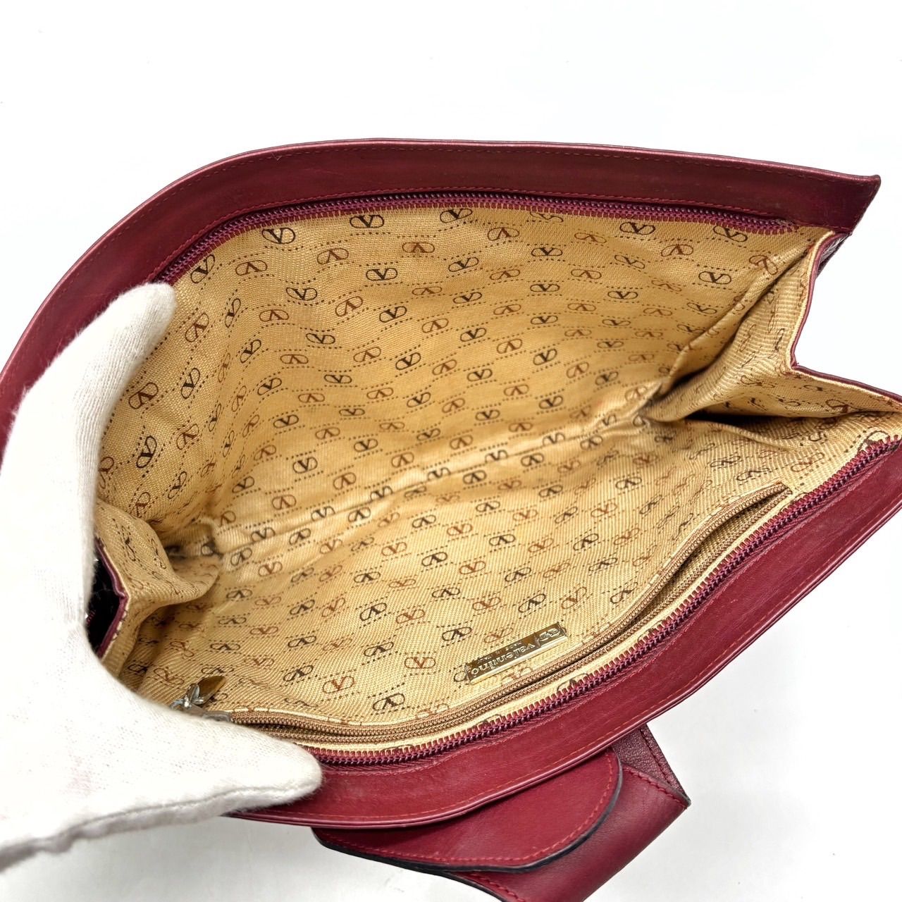 CAMPOMAGGIカンポマッジスタッズ付きボルドー.赤レザークラッチバッグ CAMPOMAGGIカンポマッジスタッズ付きボルドー.赤レザークラッチバッグ