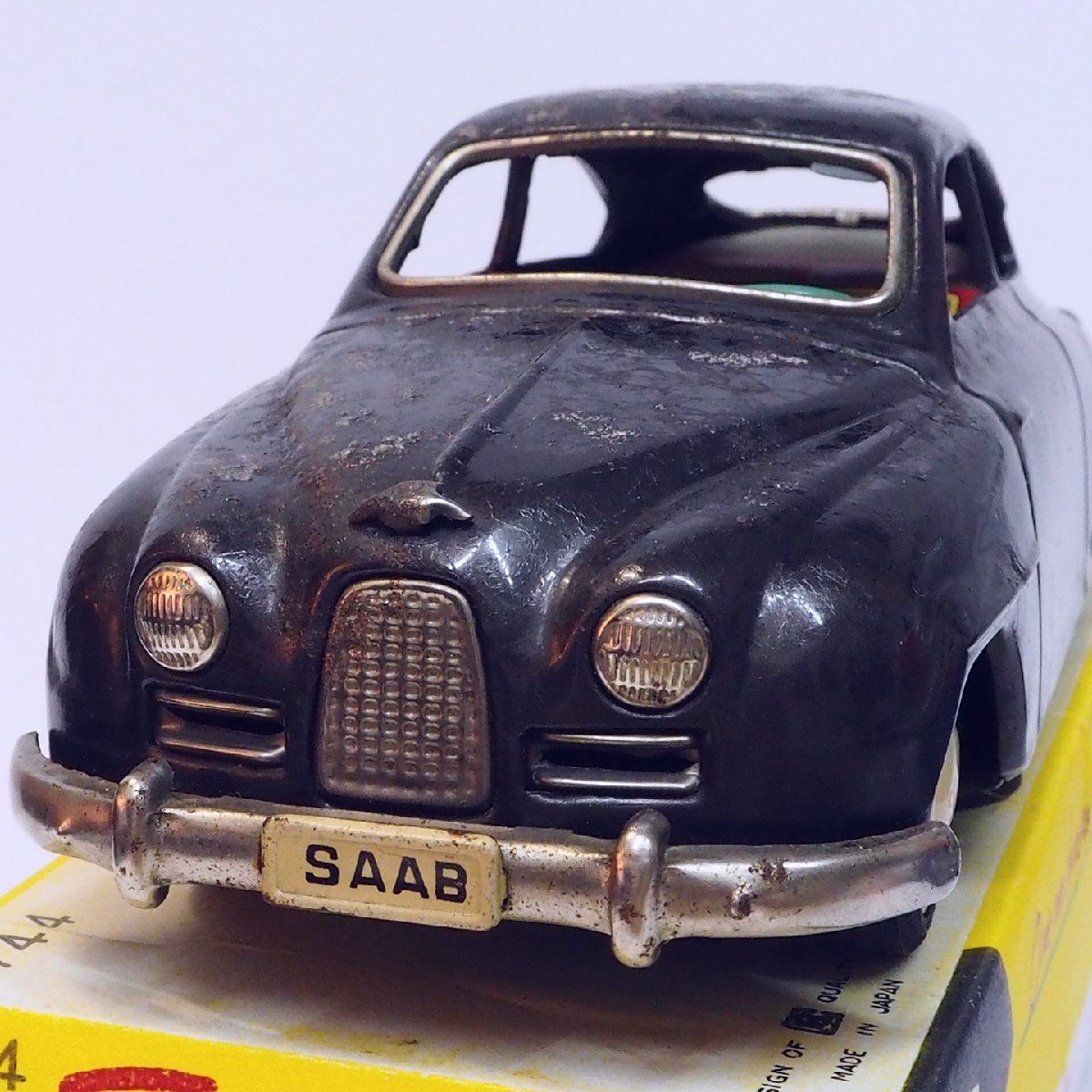 萬代屋【サーブ93B ダークグレー】ブリキ tin toy car【箱はコピー】