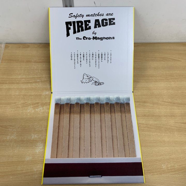 クロマニヨンズ レコード FIRE AGE ザ・クロマニヨンズ／FIRE AGE】生きる気力がファイヤーするぜ