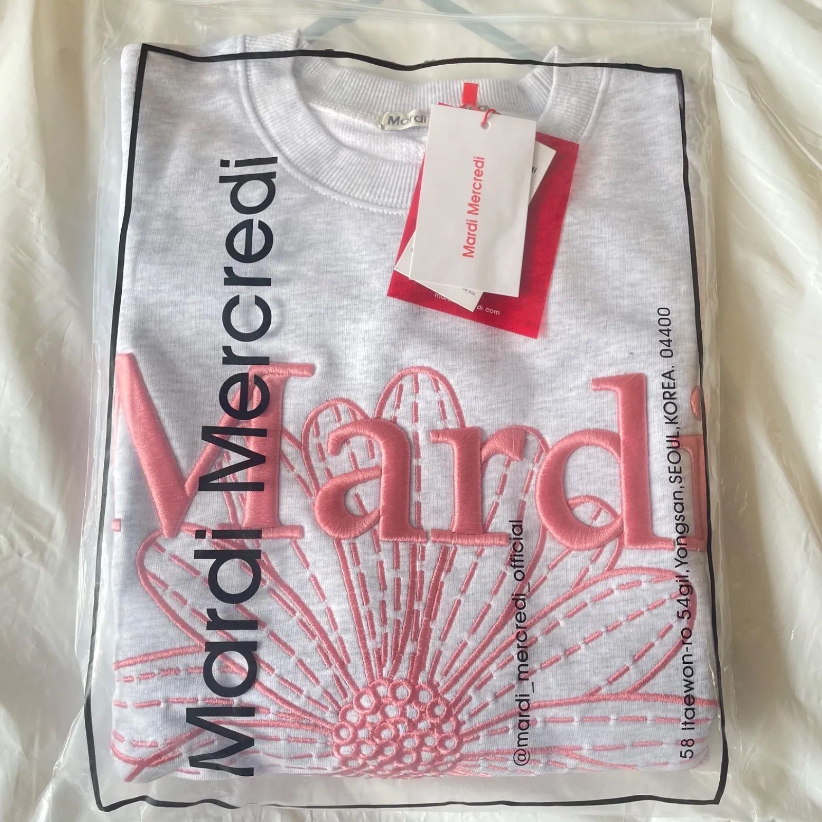 人気商品の Mardi Mercredi 刺繍スウェット マルディメクルディ