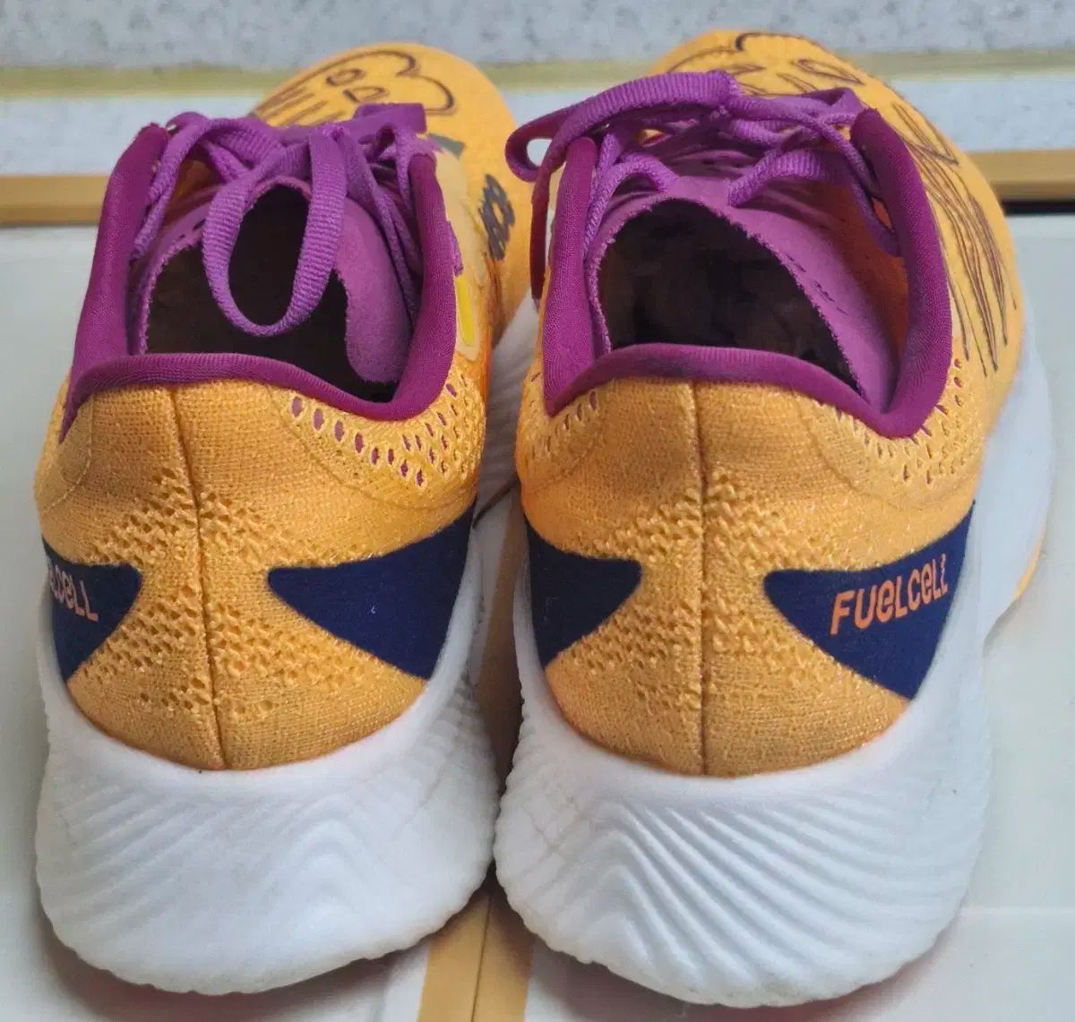 ランニングシューズ 270