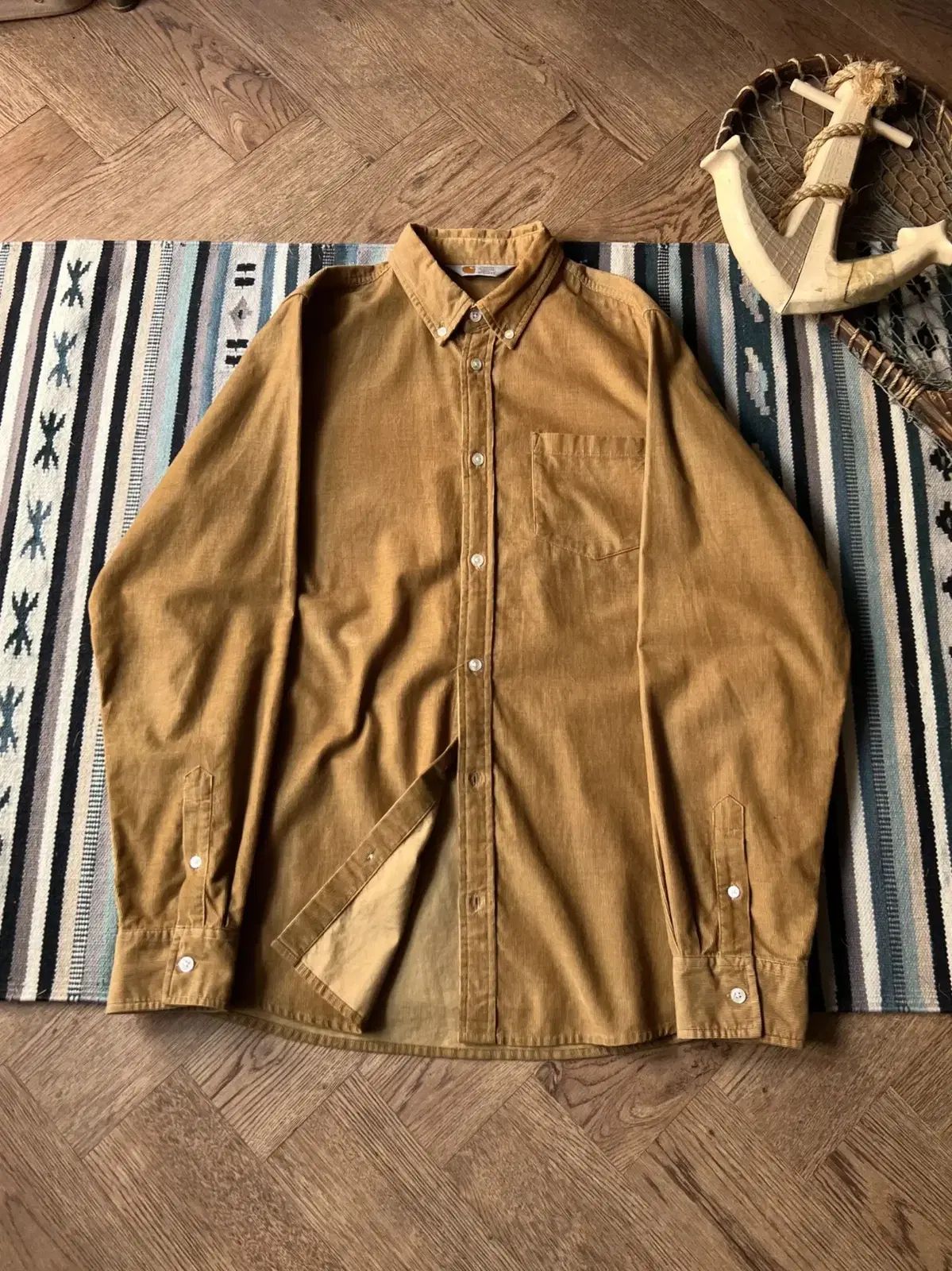 L Carhartt(カーハート) シングル ポケット コーデュロイ シャツ