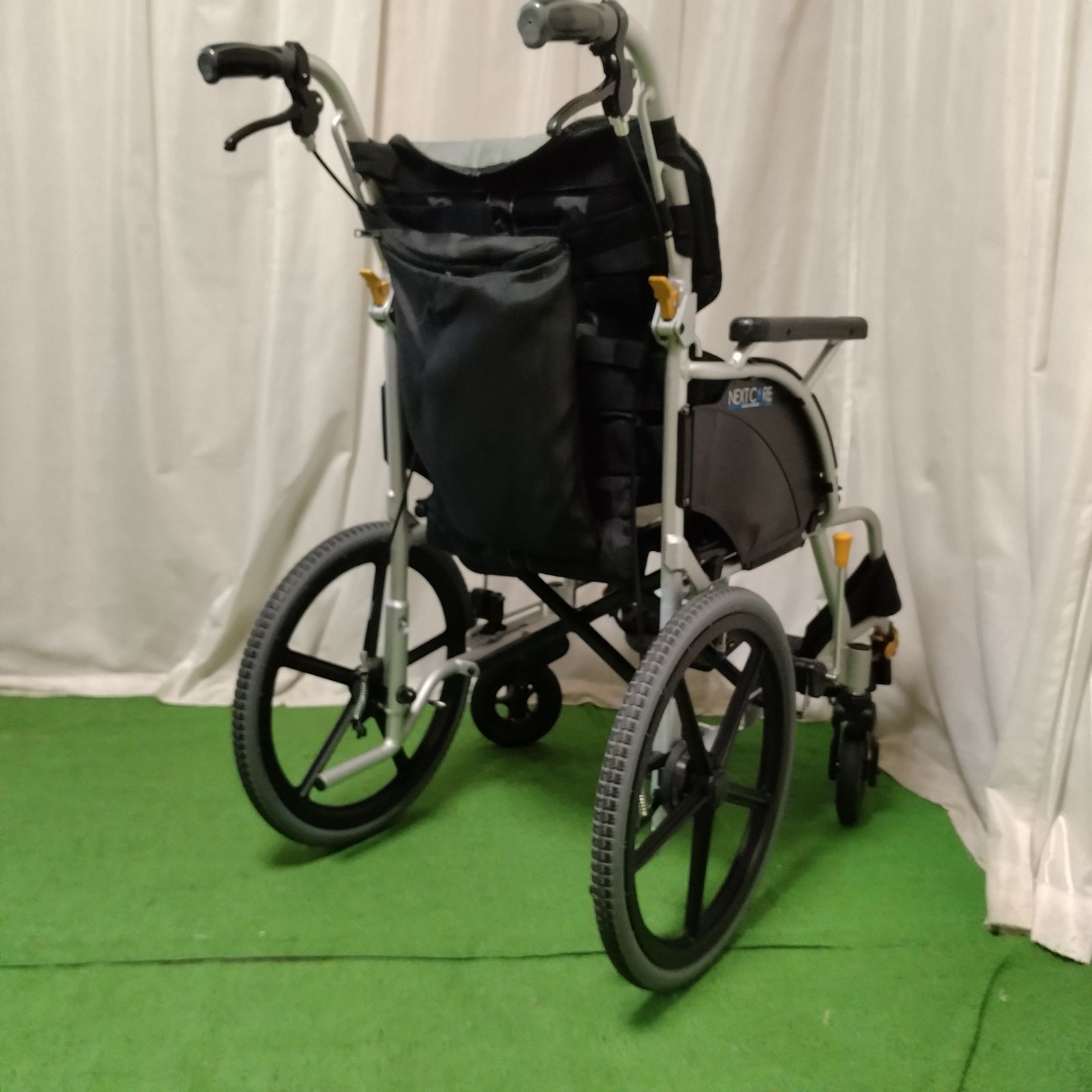 WC ネクストコア NEXT-22 B タイプ 高床 介助式 車椅子 車イス 車いす 洗浄 消毒済 介護用品