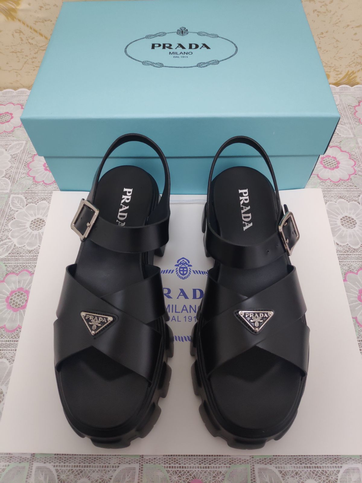 在庫処分商品 プラダ PRADA サンダル厚底モノリス ラバー サンダル ブラック