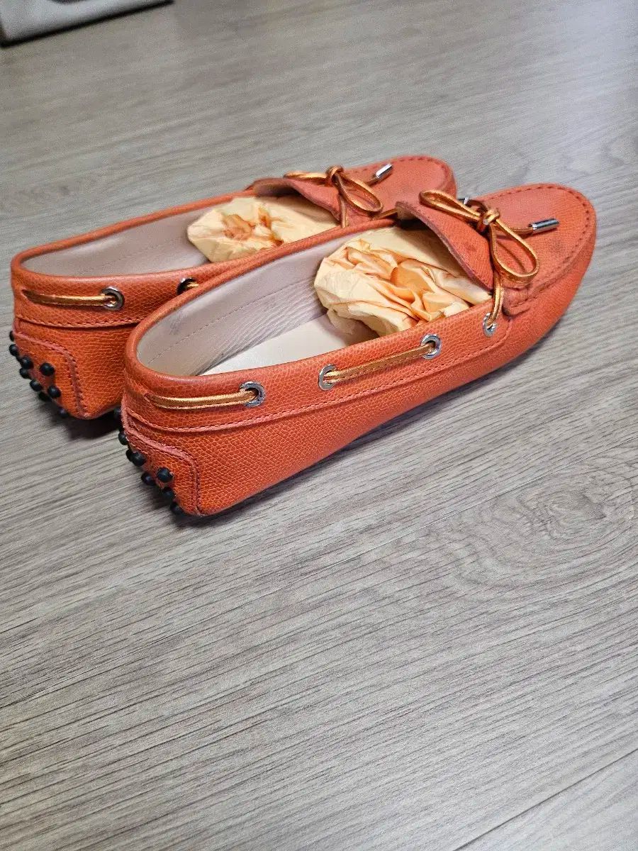 TOD S トッズ ドライビングシューズ