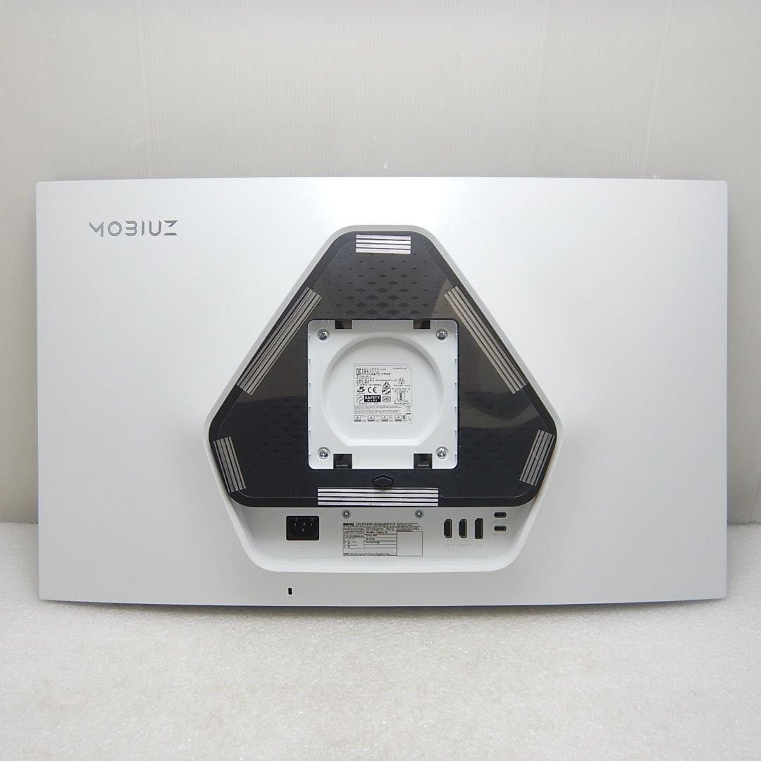 美品】BenQ MOBIUZ EX271Q 27インチ WQHD 180Hz 2025年製 ゲーミング